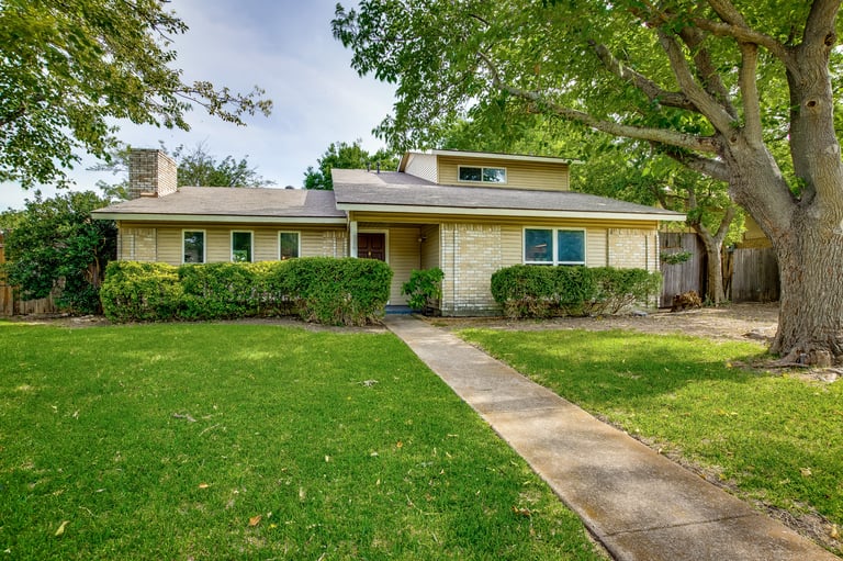 Photo 23 of 26 - 1826 Caldwell Dr, Garland, TX 75041