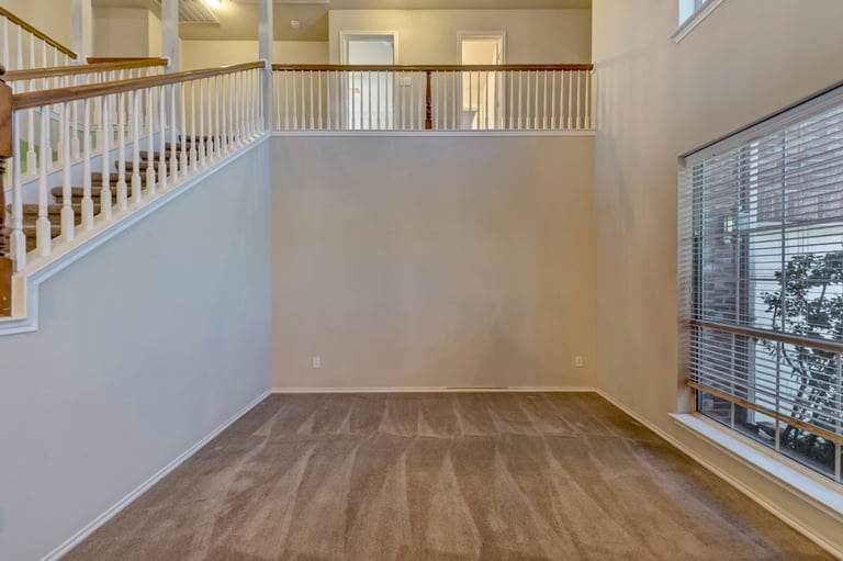 Photo 14 of 36 - 5536 Lavaca Rd, Grand Prairie, TX 75052