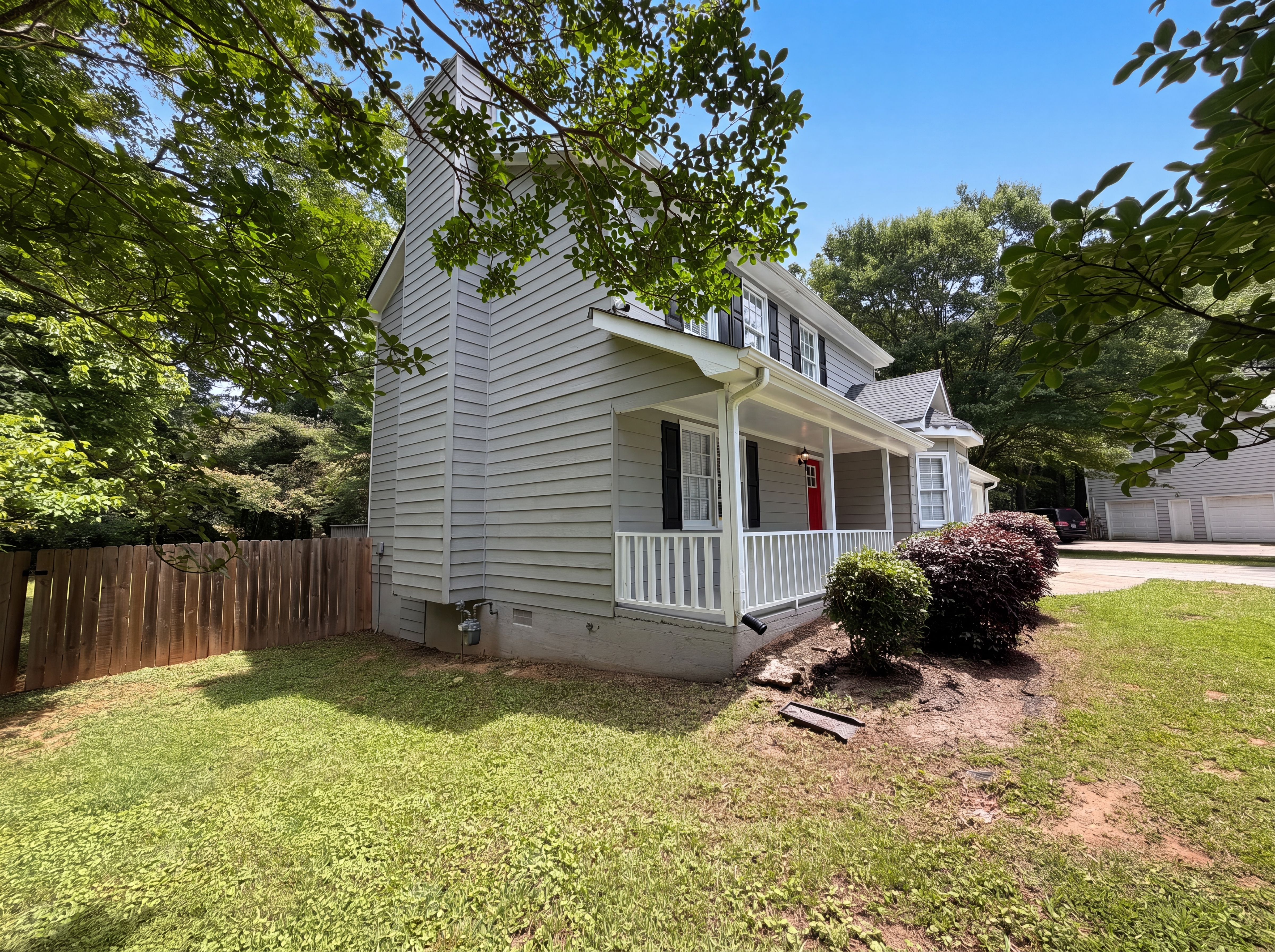 Photo 19 of 23 of 4078 Tara Ct, Loganville, GA