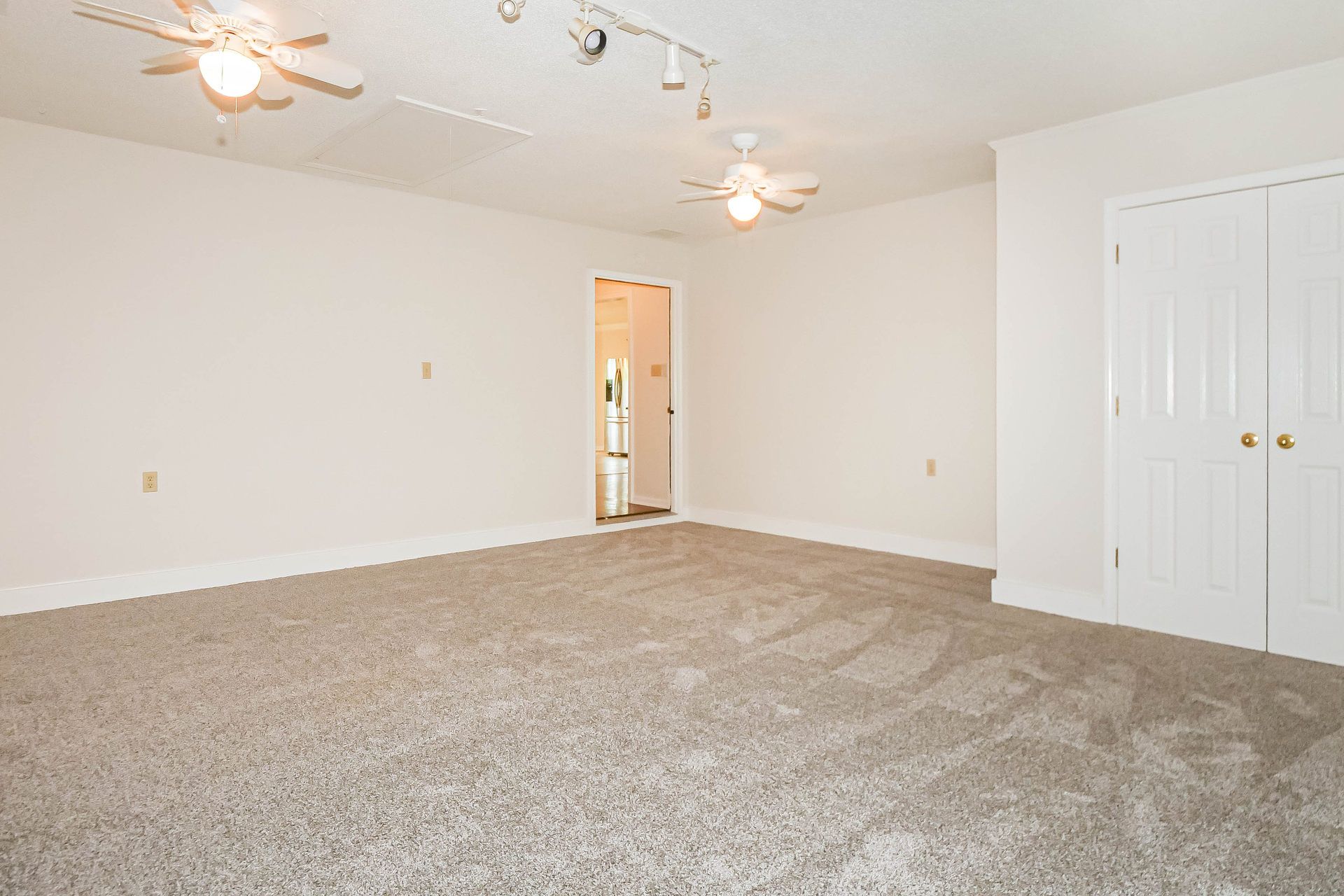 Photo 11 of 21 of 291 Wellington Way, Atoka, TN