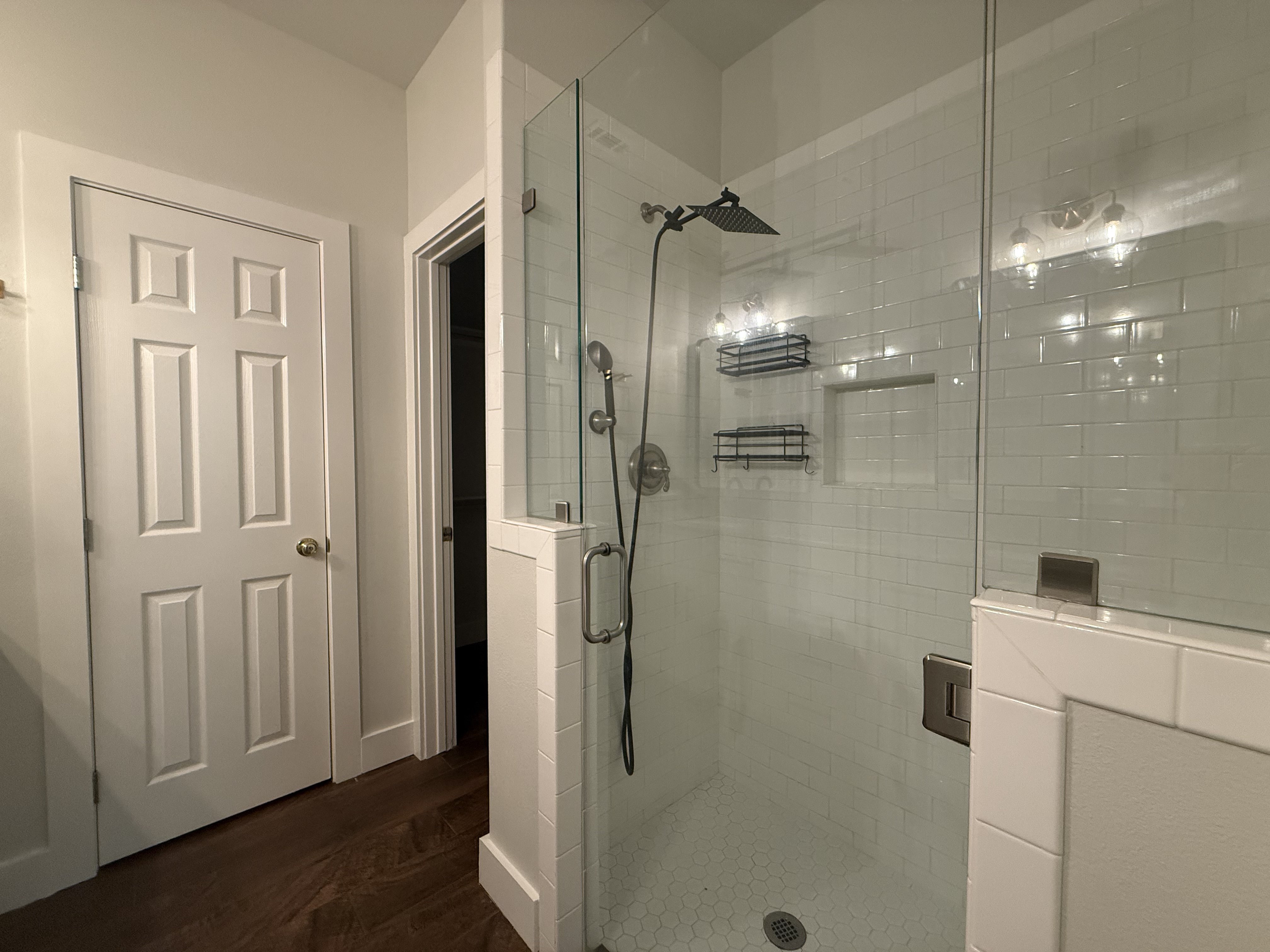 Photo 13 of 30 of 50 Whispering Valley Dr, Wimberley, TX