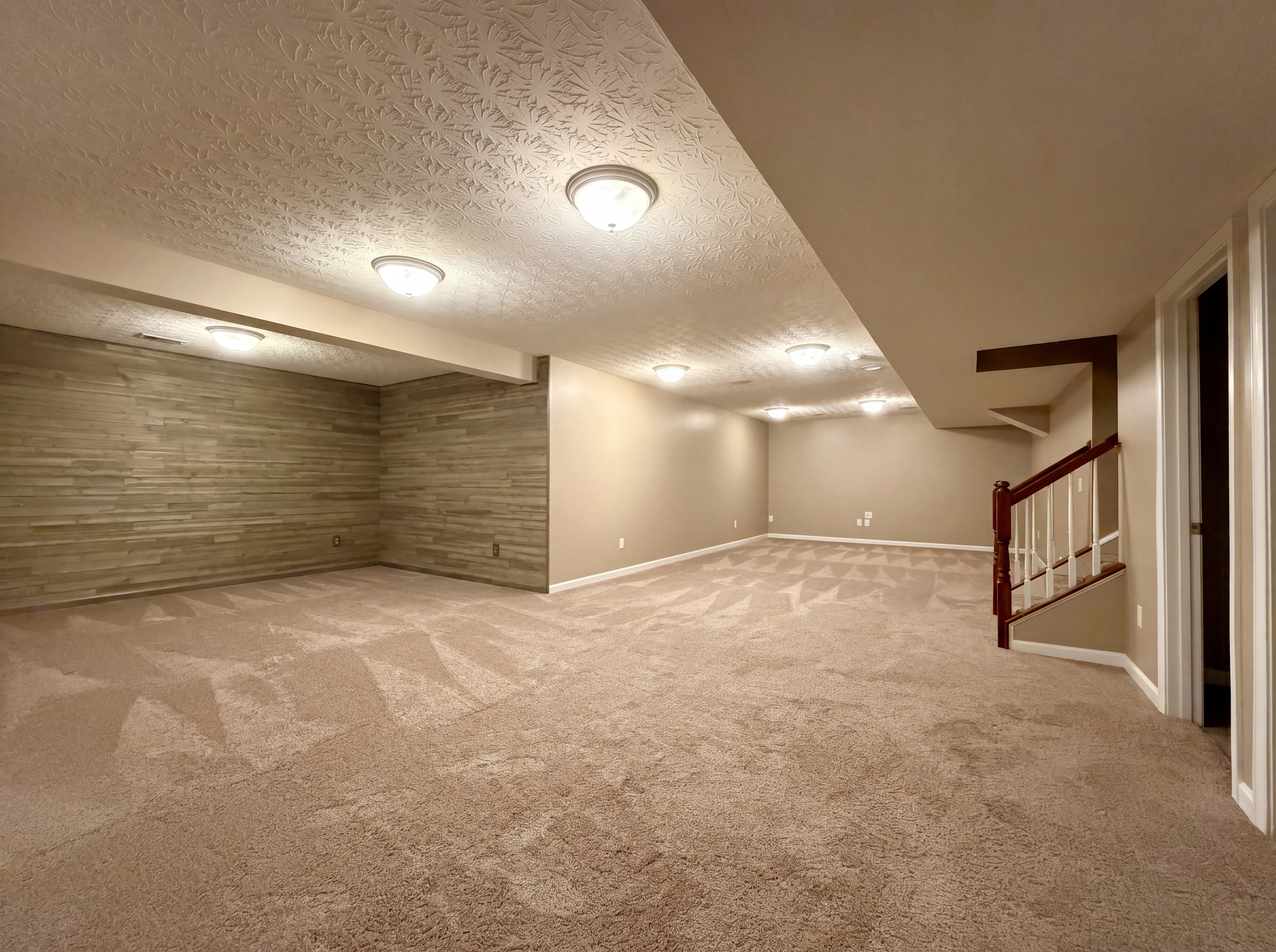 Photo 26 of 37 of 7533 Cherokee Ln, Liberty Township, OH