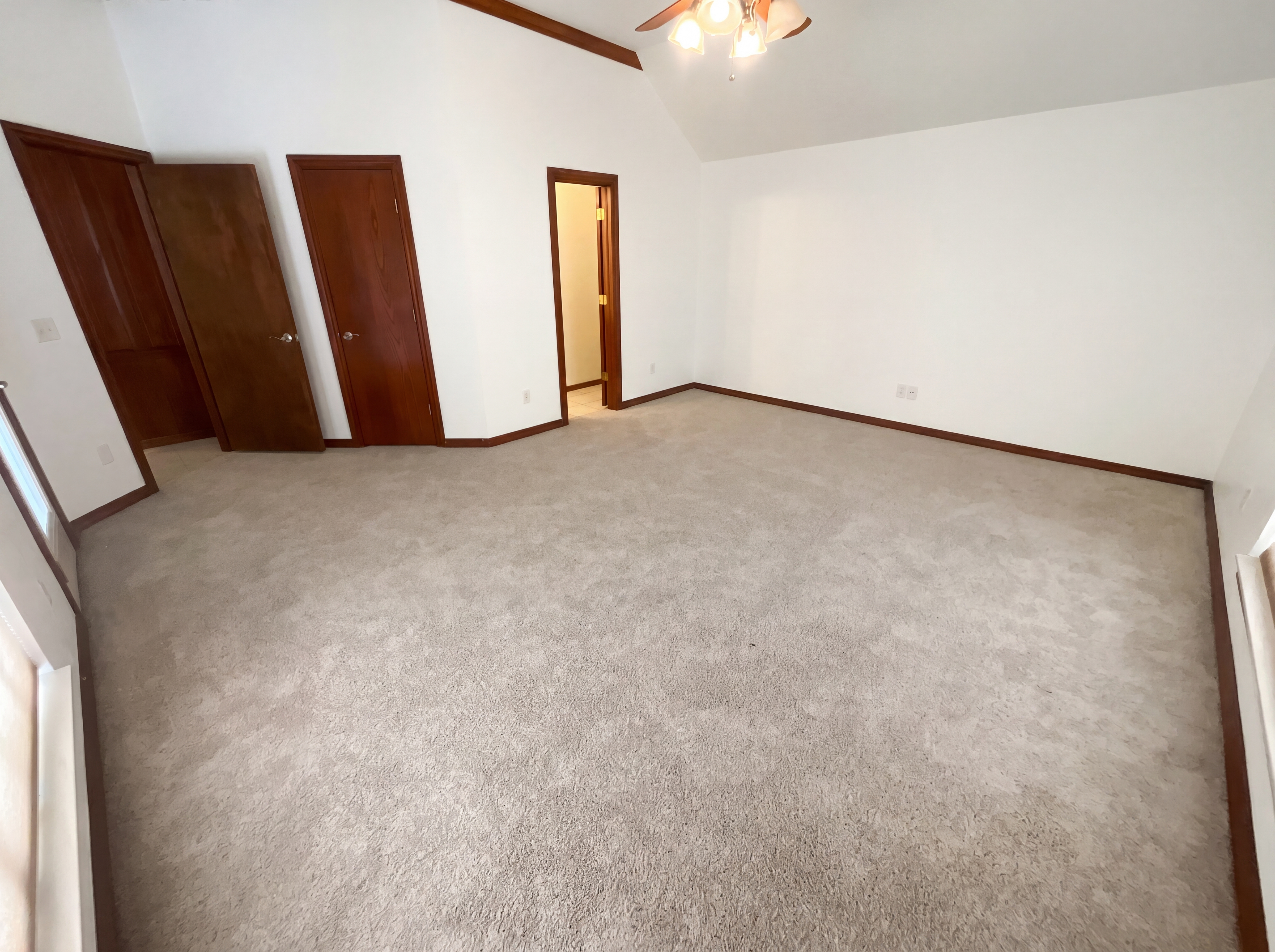 Photo 9 of 21 of 13808 S Robinson Ave, Oklahoma City, OK