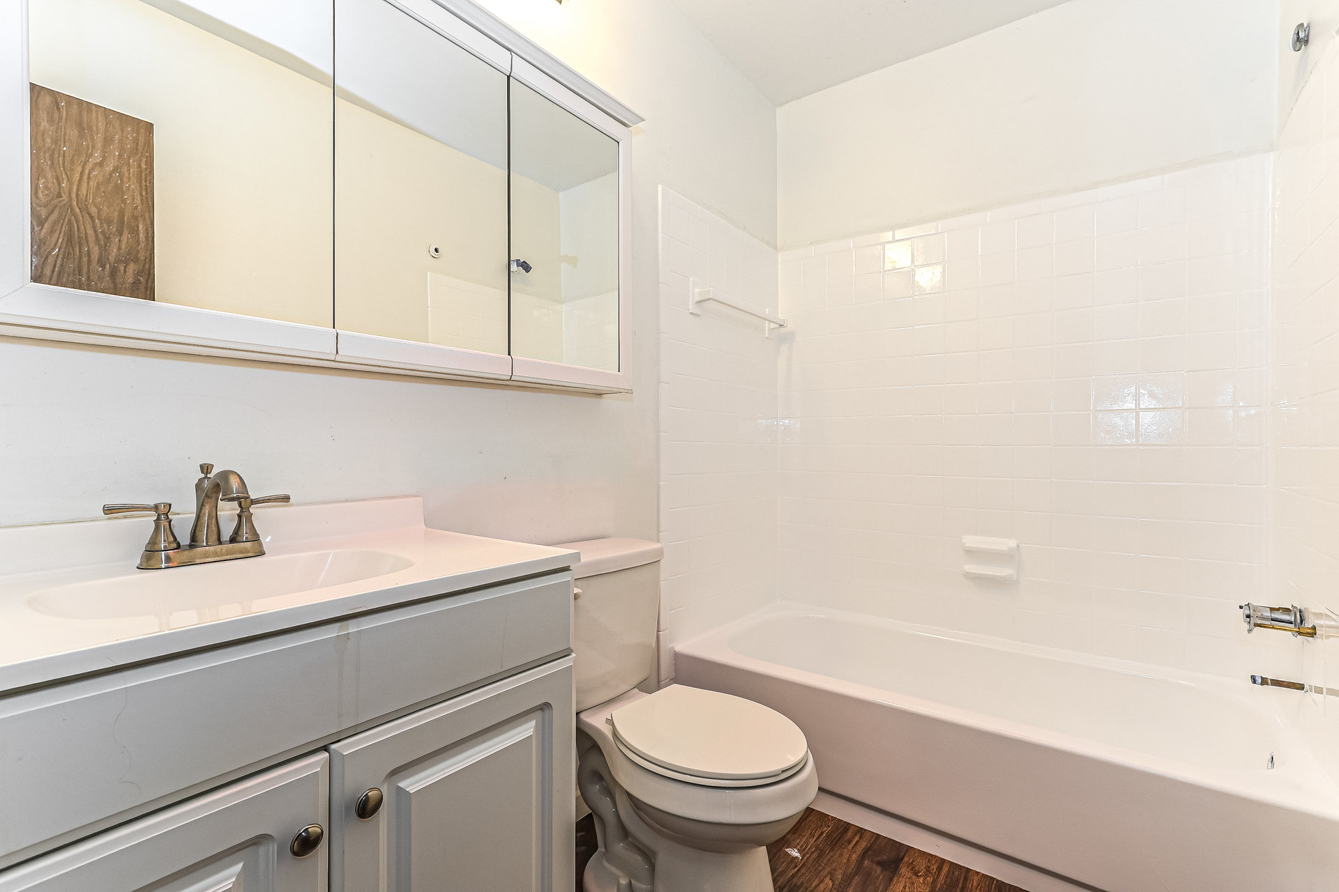 Photo 5 of 23 of 5200 Hilltop Dr, Brookhaven, PA