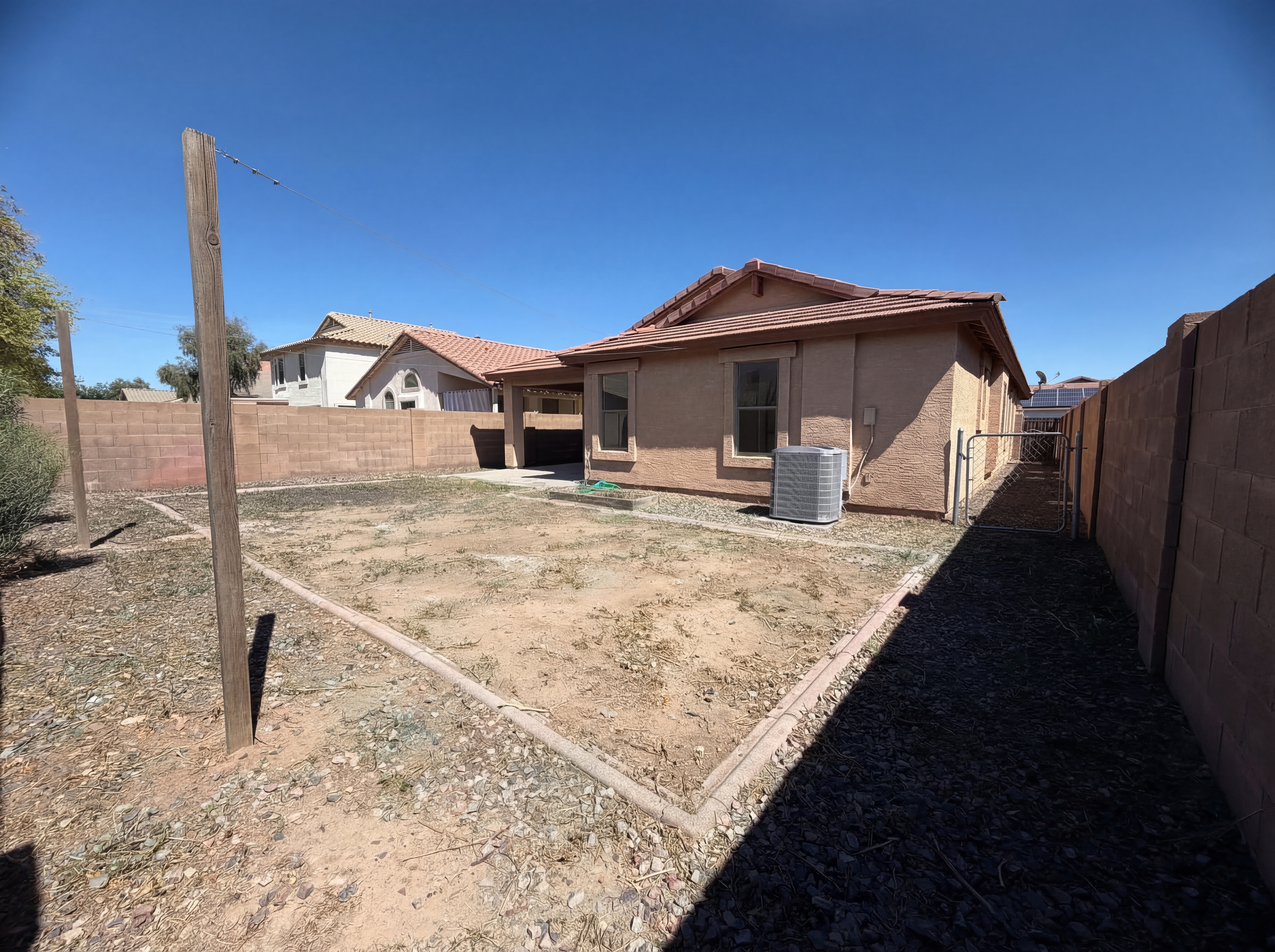 Photo 5 of 17 of 38060 N Bonnie Ln, San Tan Valley, AZ
