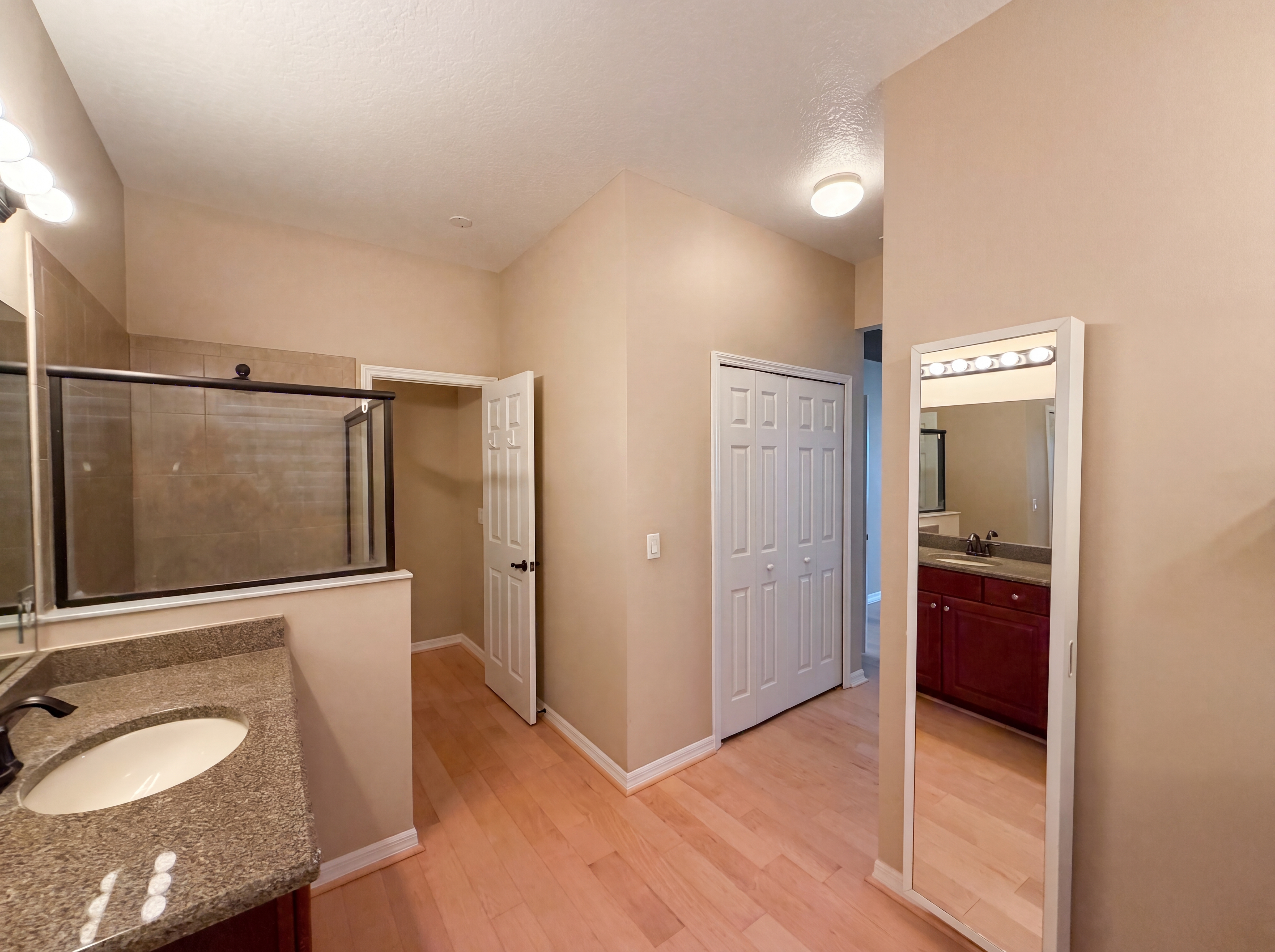 Photo 18 of 27 of 5605 Windsong Oak Dr, Leesburg, FL