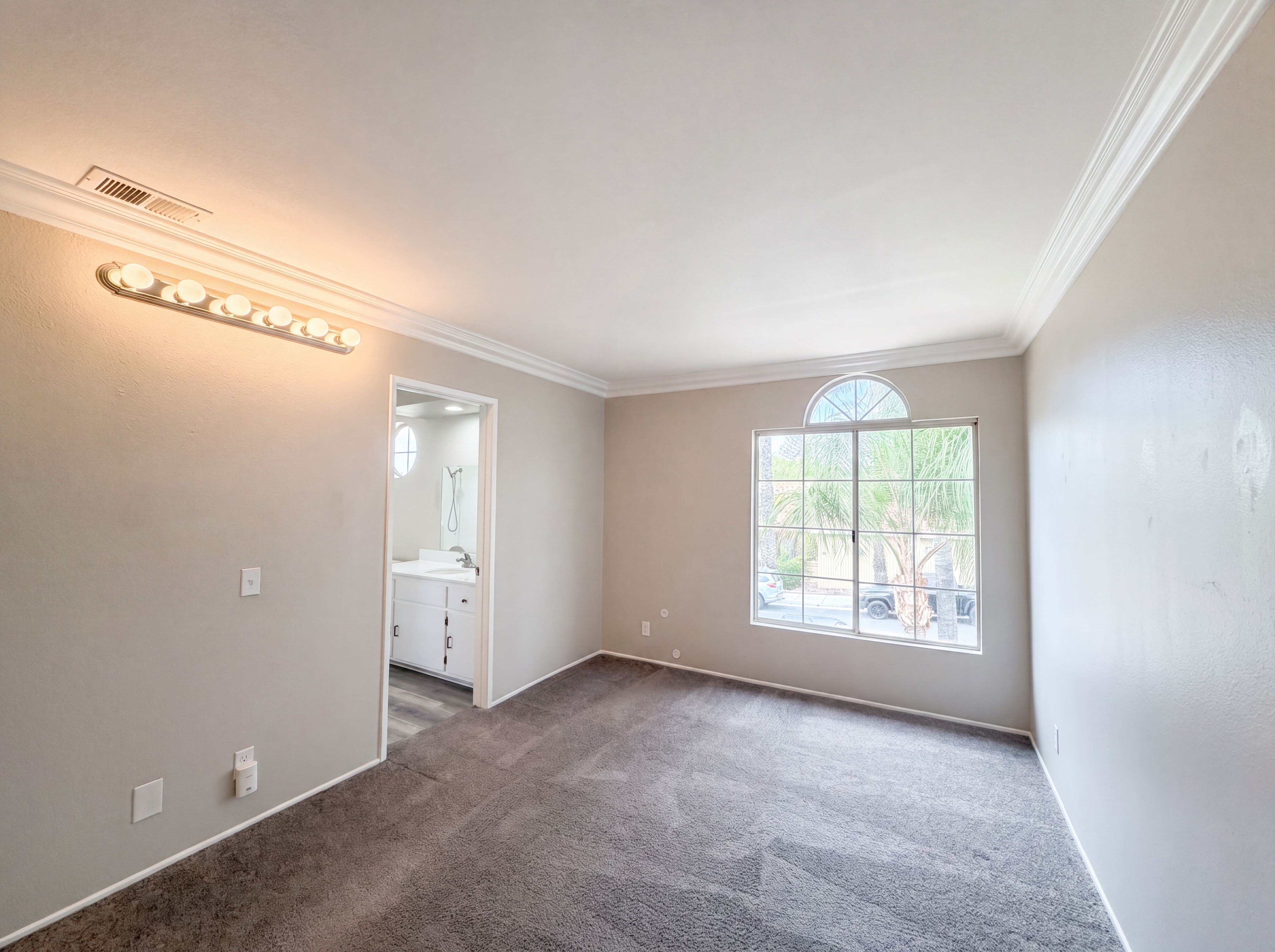 Photo 13 of 22 of 39676 Ridgedale Dr, Murrieta, CA