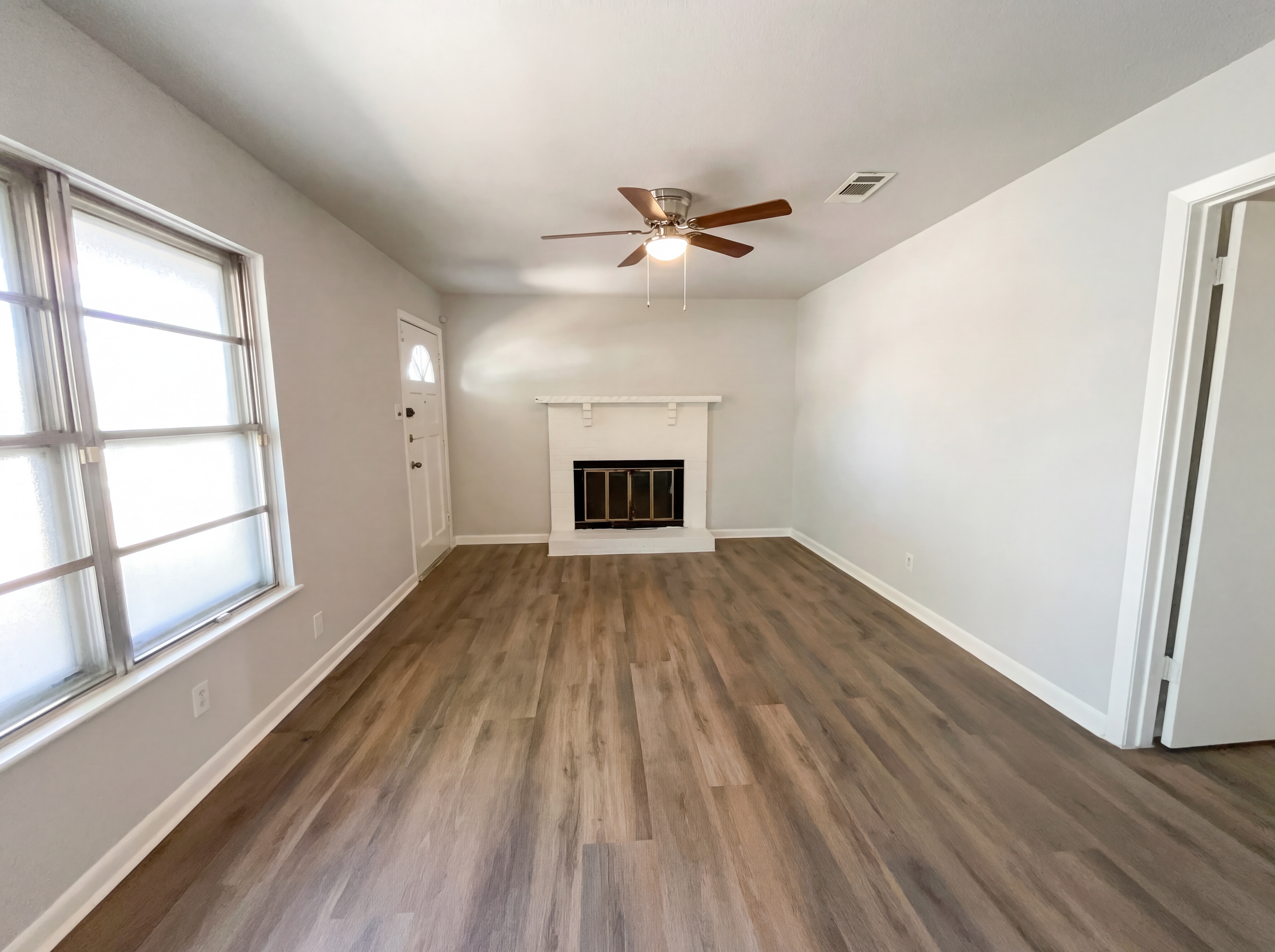 Photo 8 of 14 of 354 Saipan Pl, San Antonio, TX