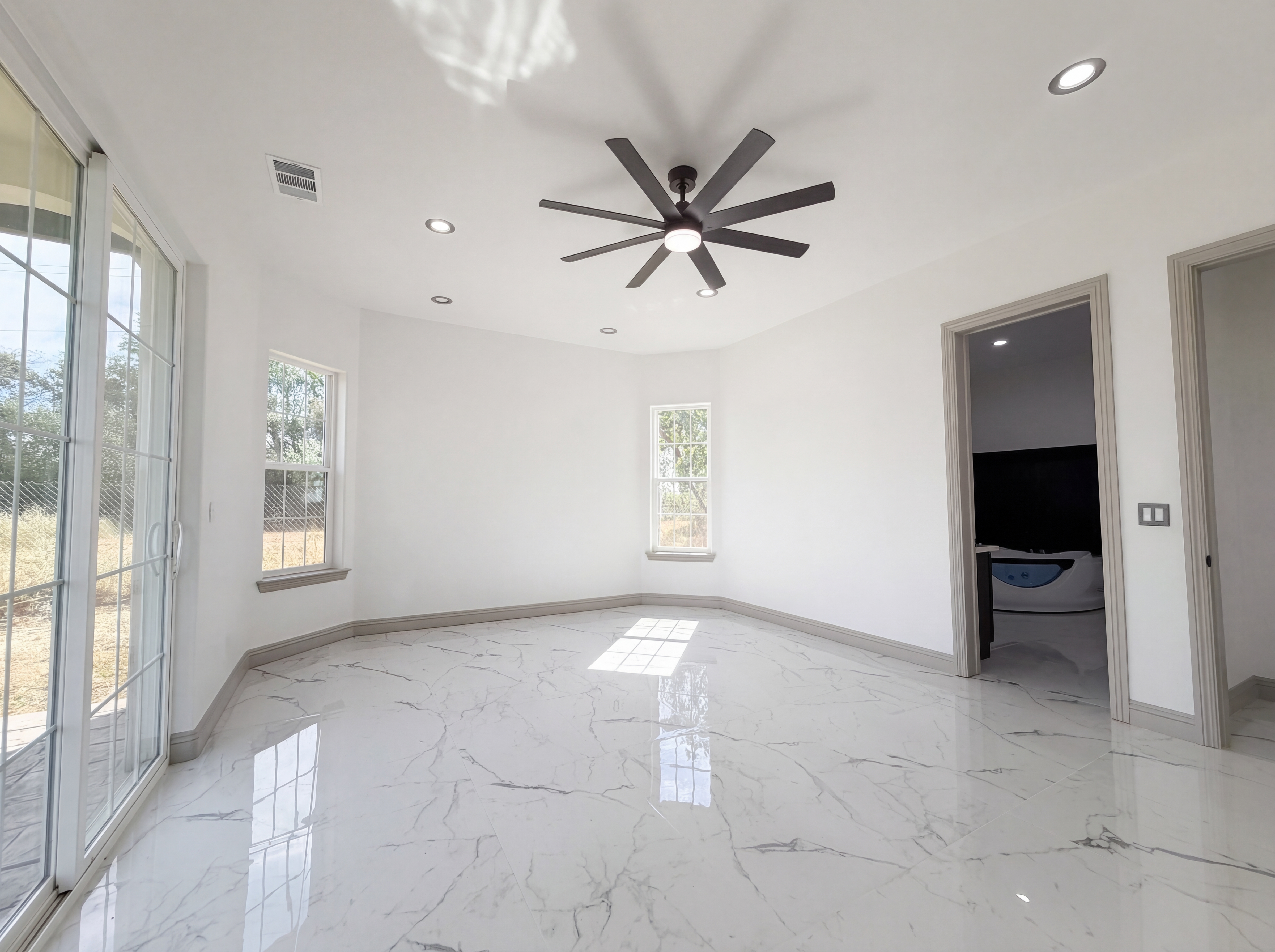 Photo 23 of 60 of 14537 Mira Vista Ln, Lockeford, CA