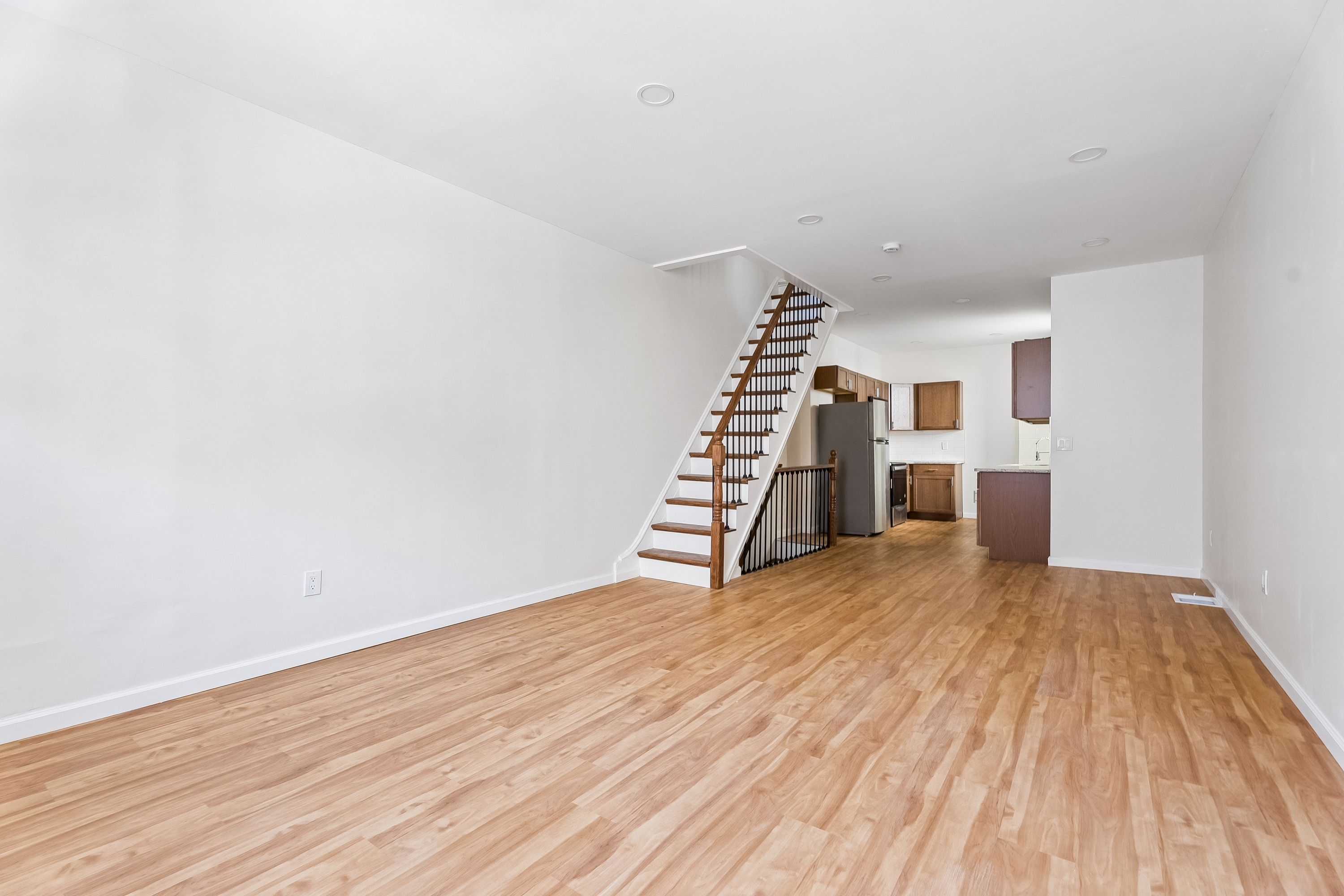 Photo 3 of 50 of 1716 N Hollywood St, Philadelphia, PA