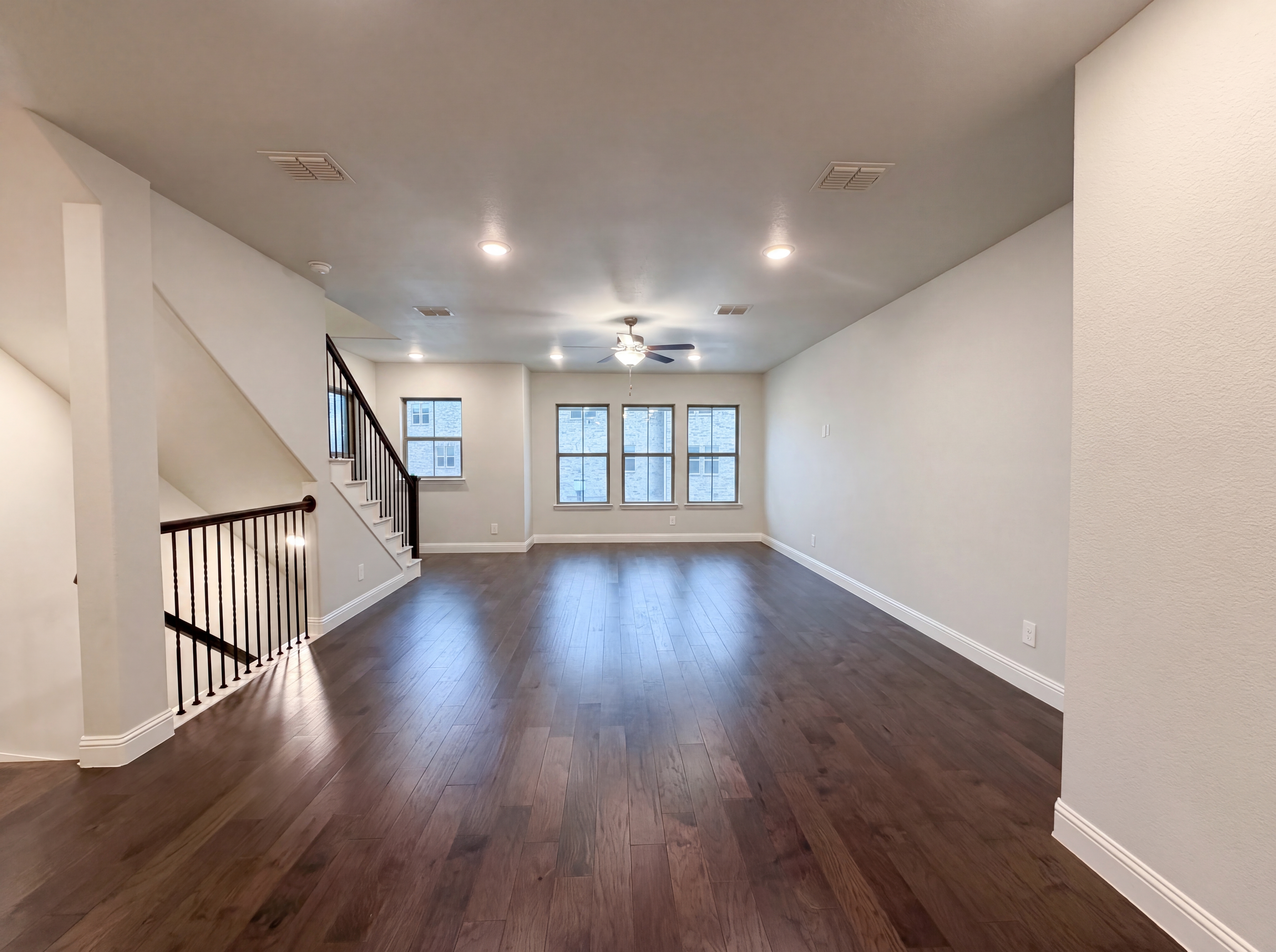 Photo 7 of 31 of 217 Cassandra Ct, Euless, TX