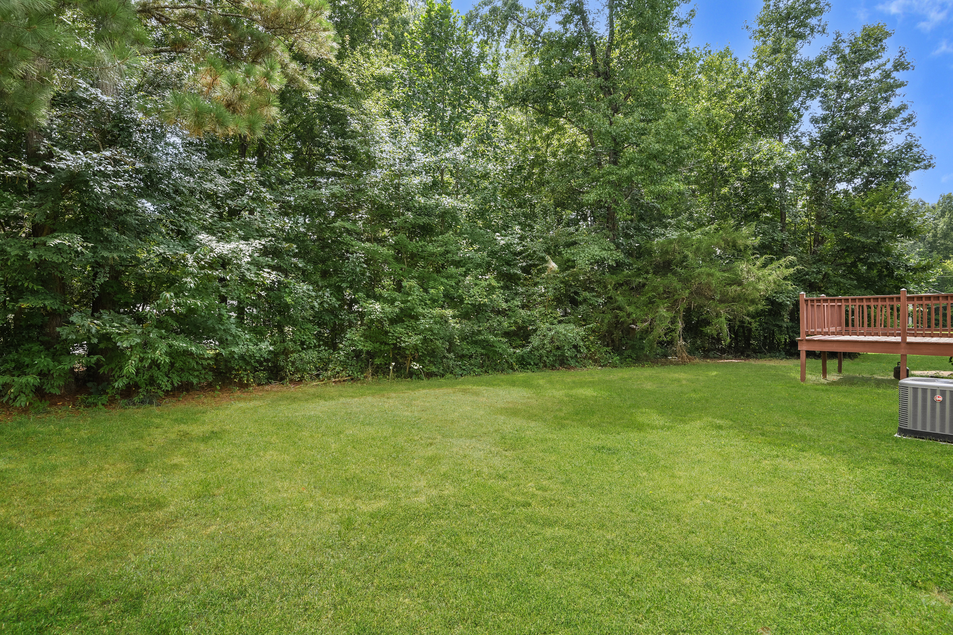 Photo 20 of 21 of 825 Nottoway Ave, Blackstone, VA