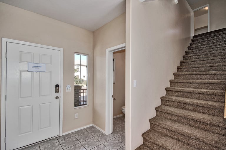 Photo 10 of 24 - 4233 W Irwin Ave, Phoenix, AZ 85041
