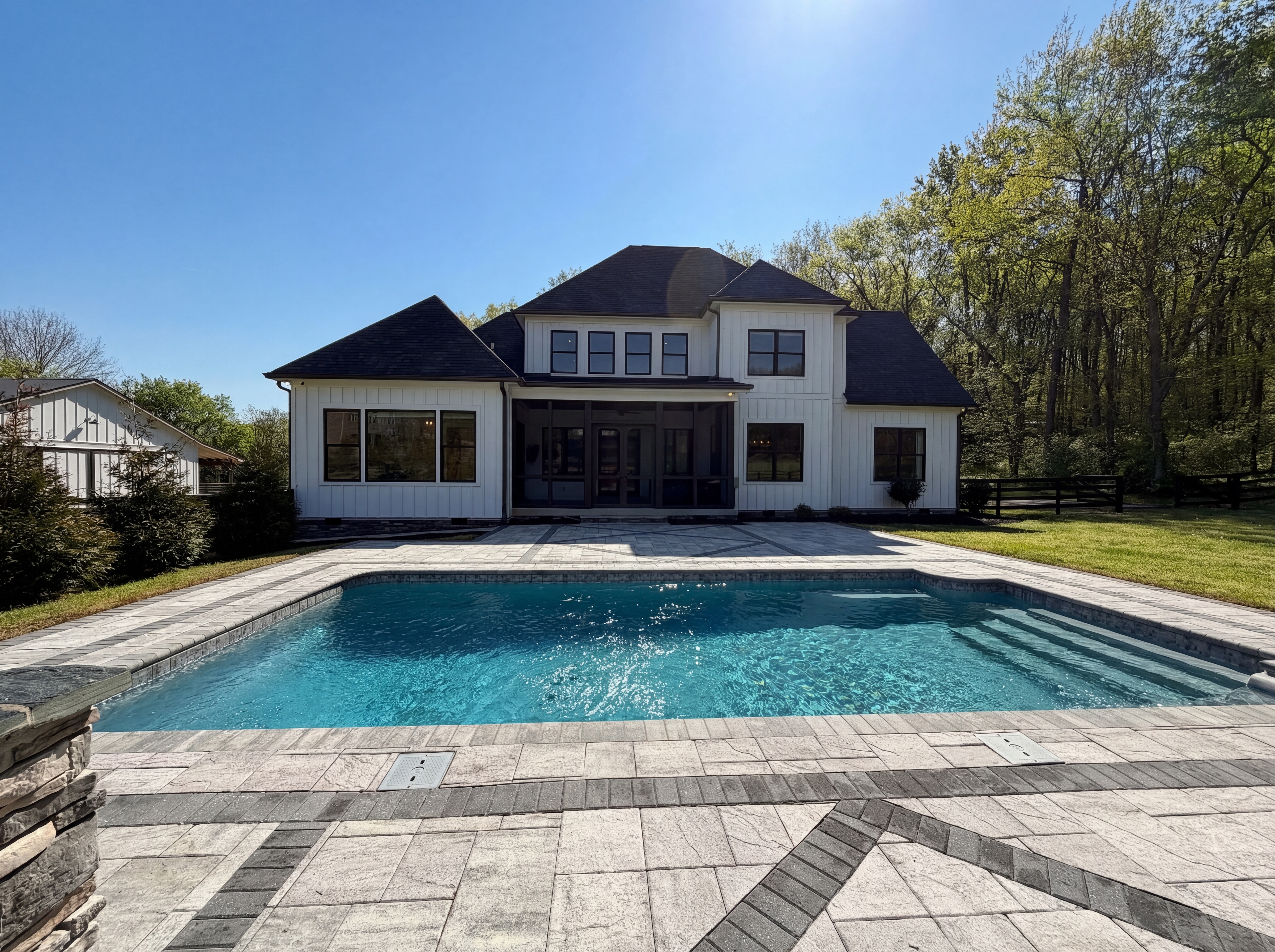 Photo 5 of 54 of 4450 Savage Pointe Dr, Franklin, TN