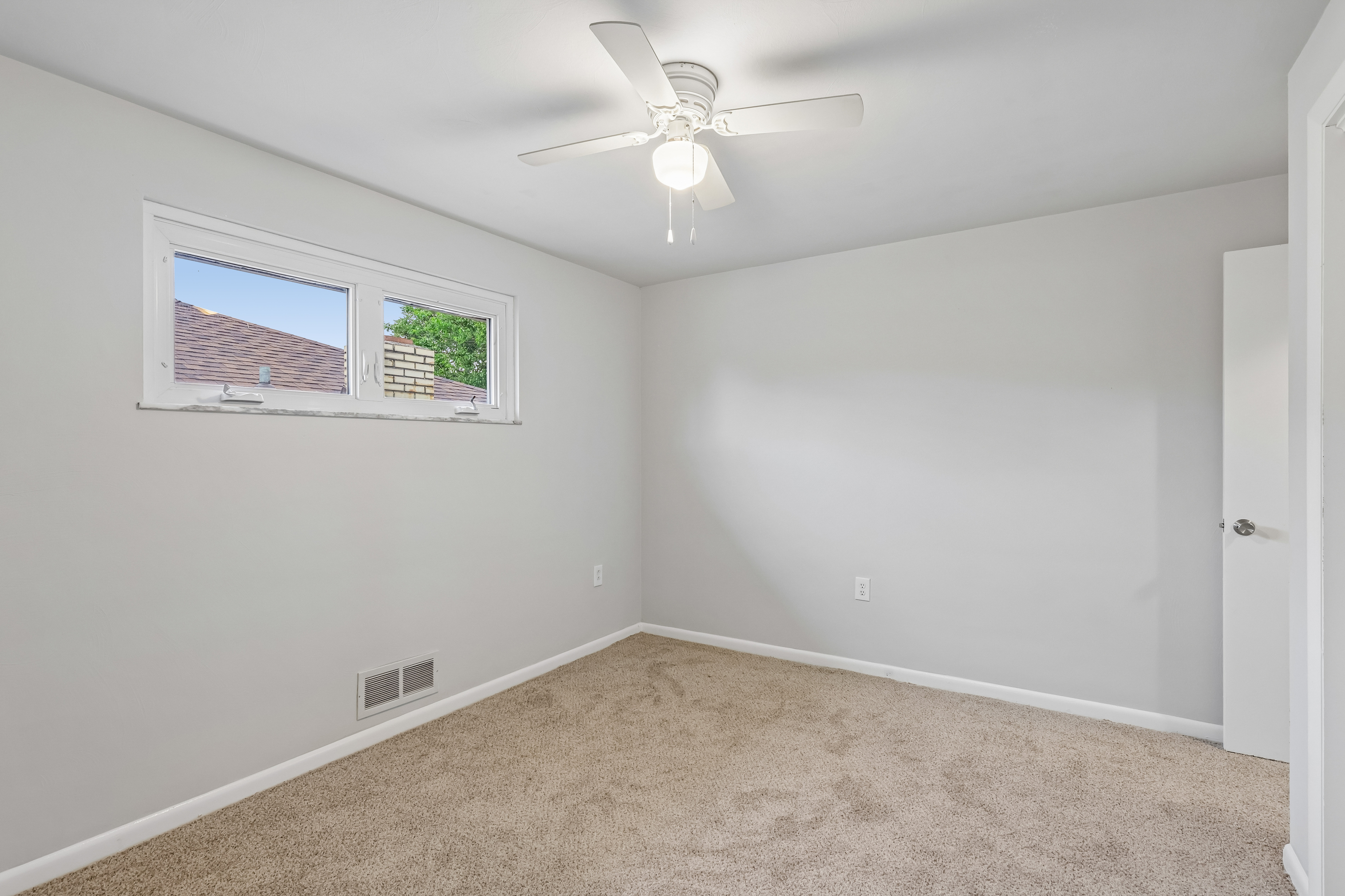 Photo 34 of 47 of 3207 Garbett St, McKeesport, PA