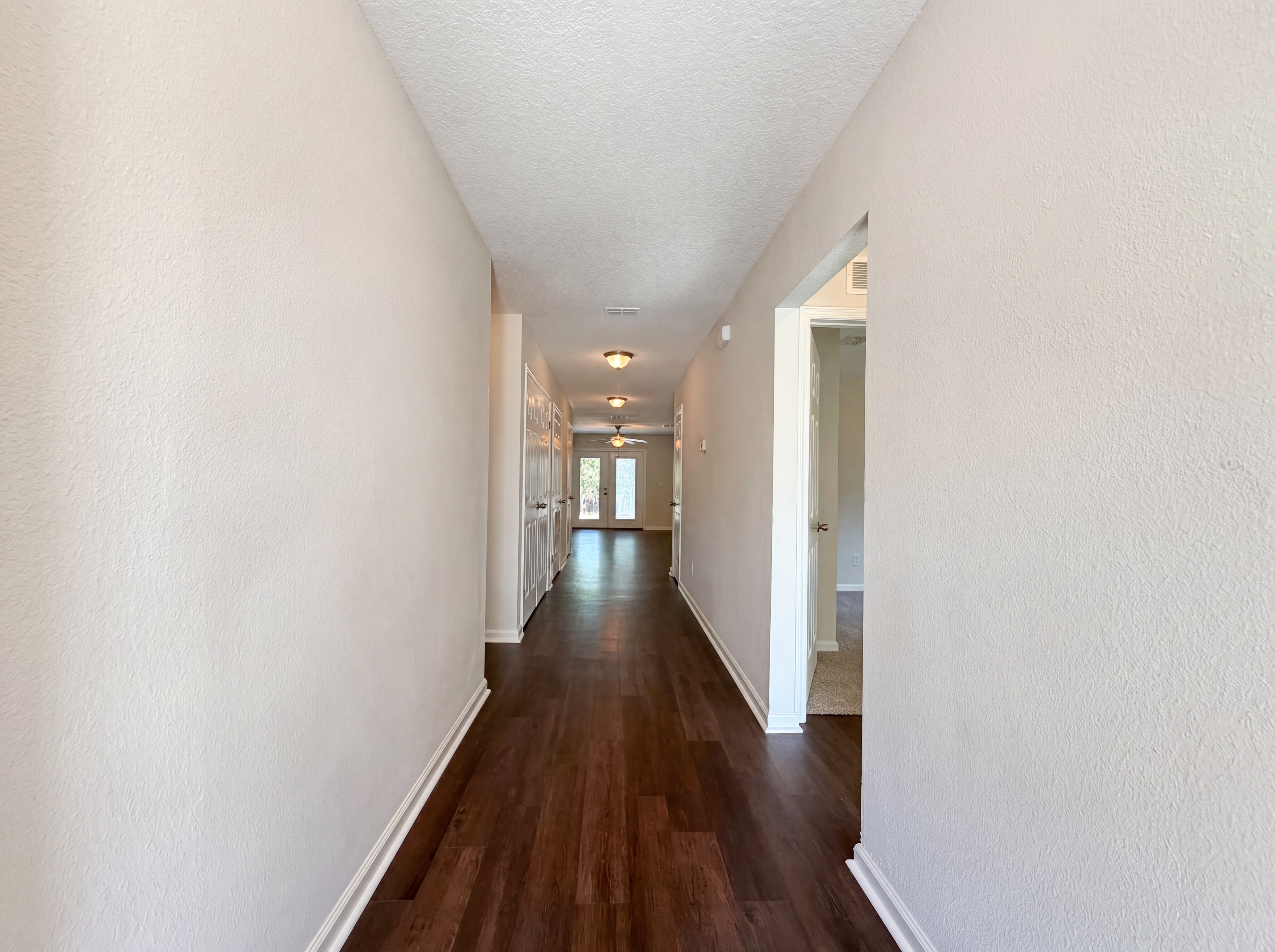Photo 9 of 23 of 5925 Davon St, Jacksonville, FL