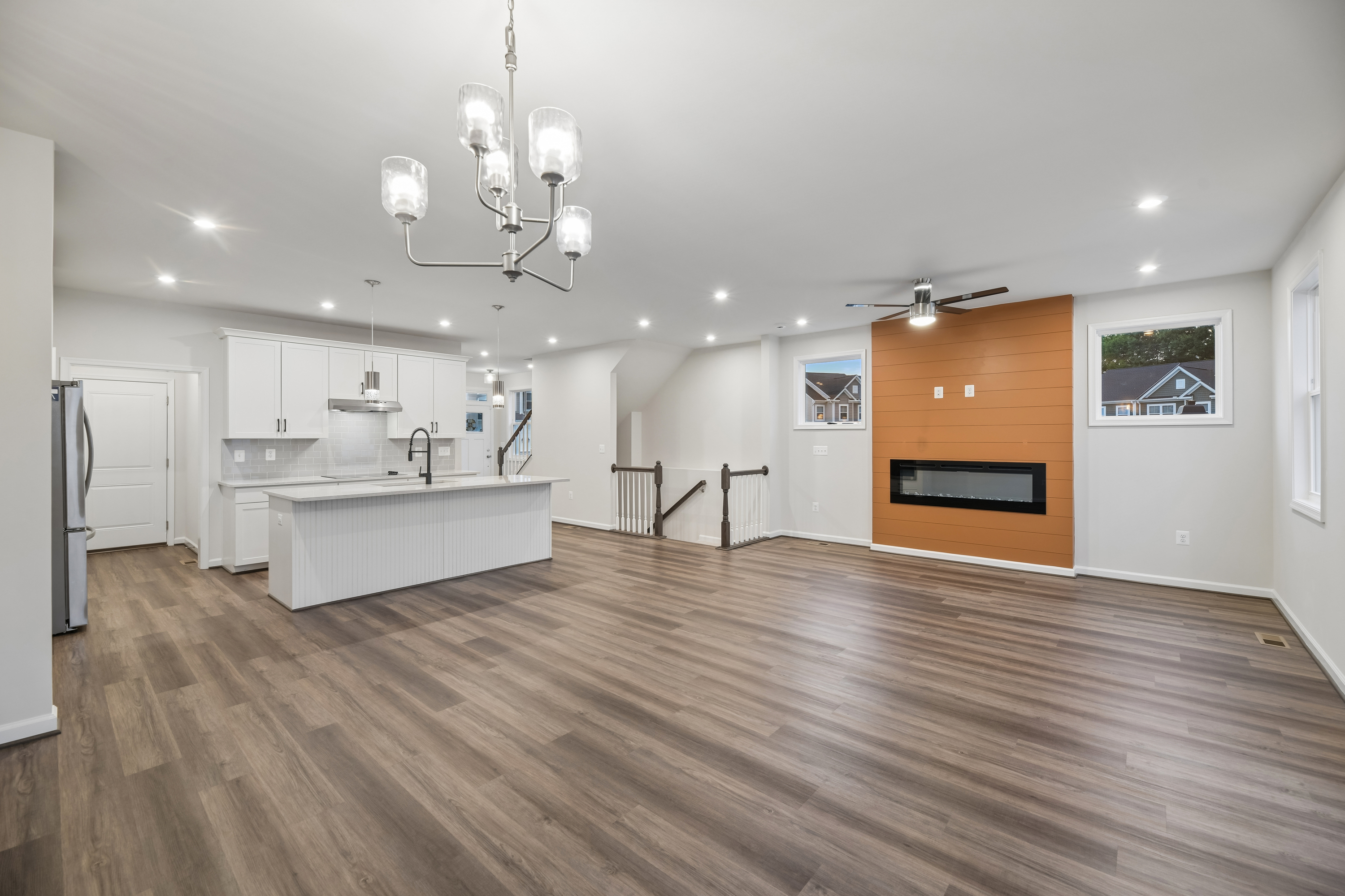 Photo 3 of 36 of 6511 Wild Orchid Ct, Fredericksburg, VA