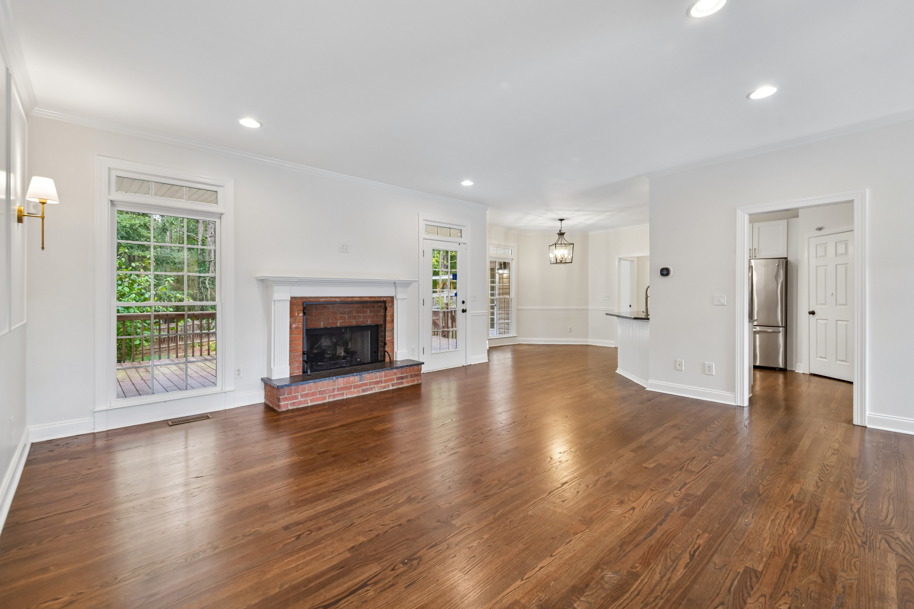 Photo 15 of 56 of 2298 Camden Dr SW, Marietta, GA