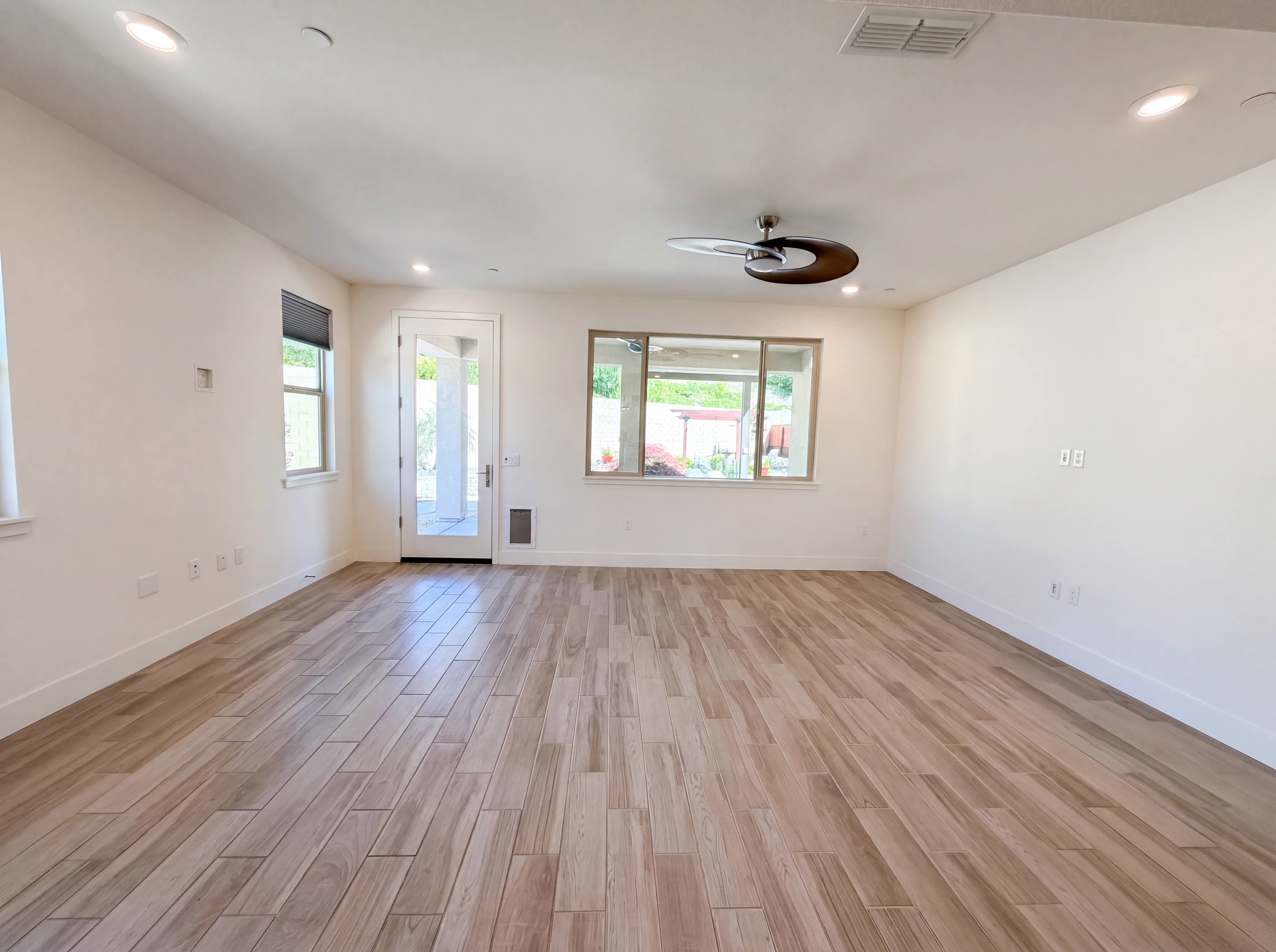 Photo 9 of 26 of 601 Evans Ct, El Dorado Hills, CA