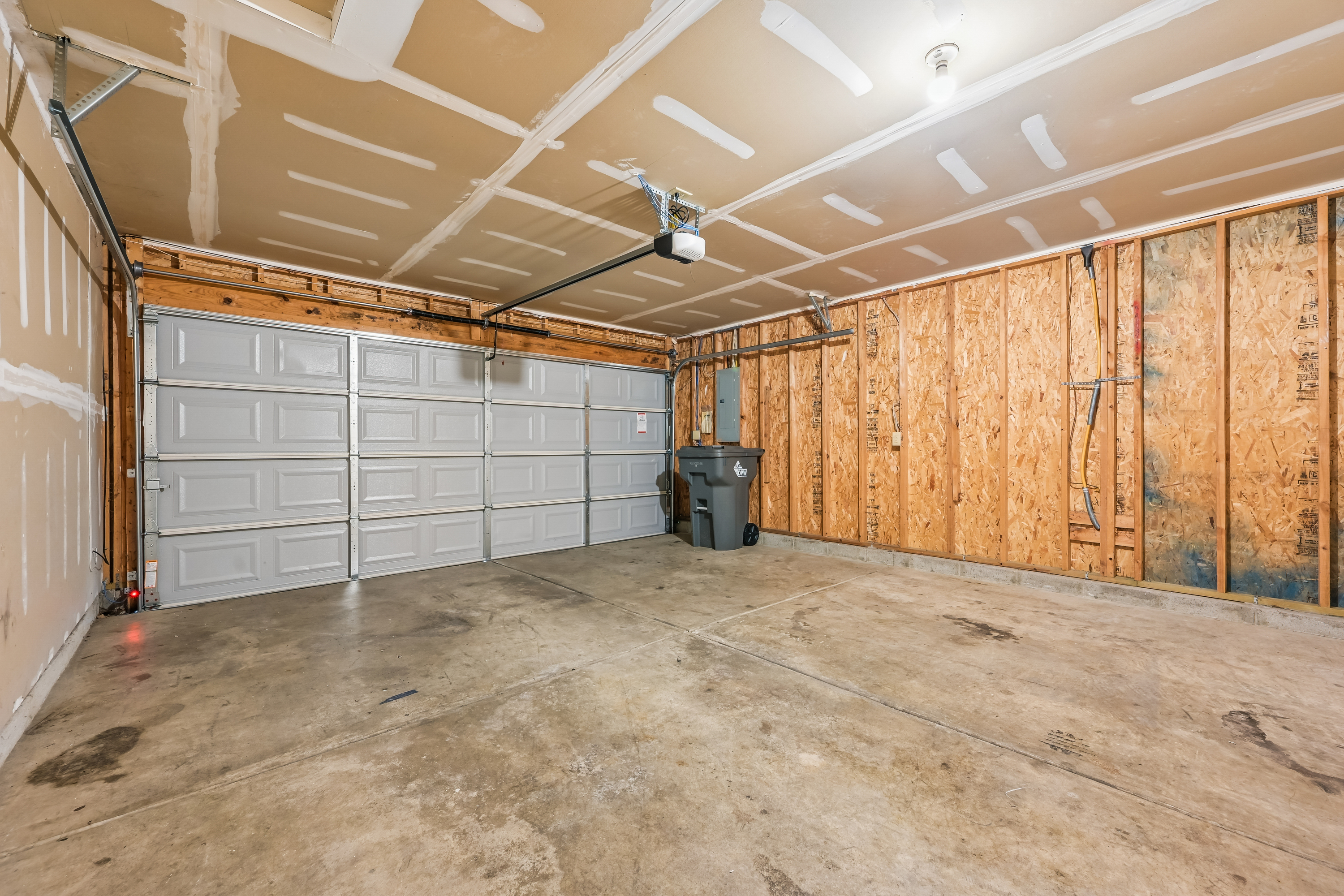 Photo 23 of 29 of 11355 Congaree Way, Indianapolis, IN