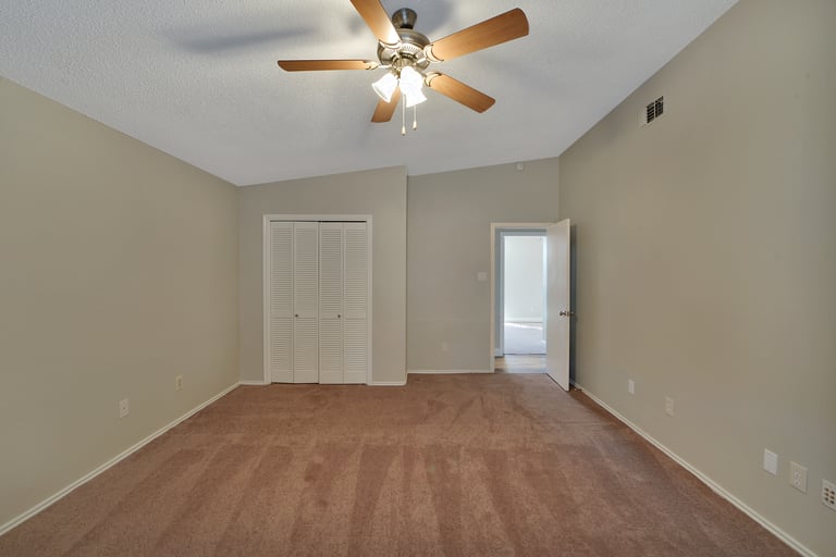 Photo 14 of 24 - 8813 Briarwood Dr, Rowlett, TX 75088