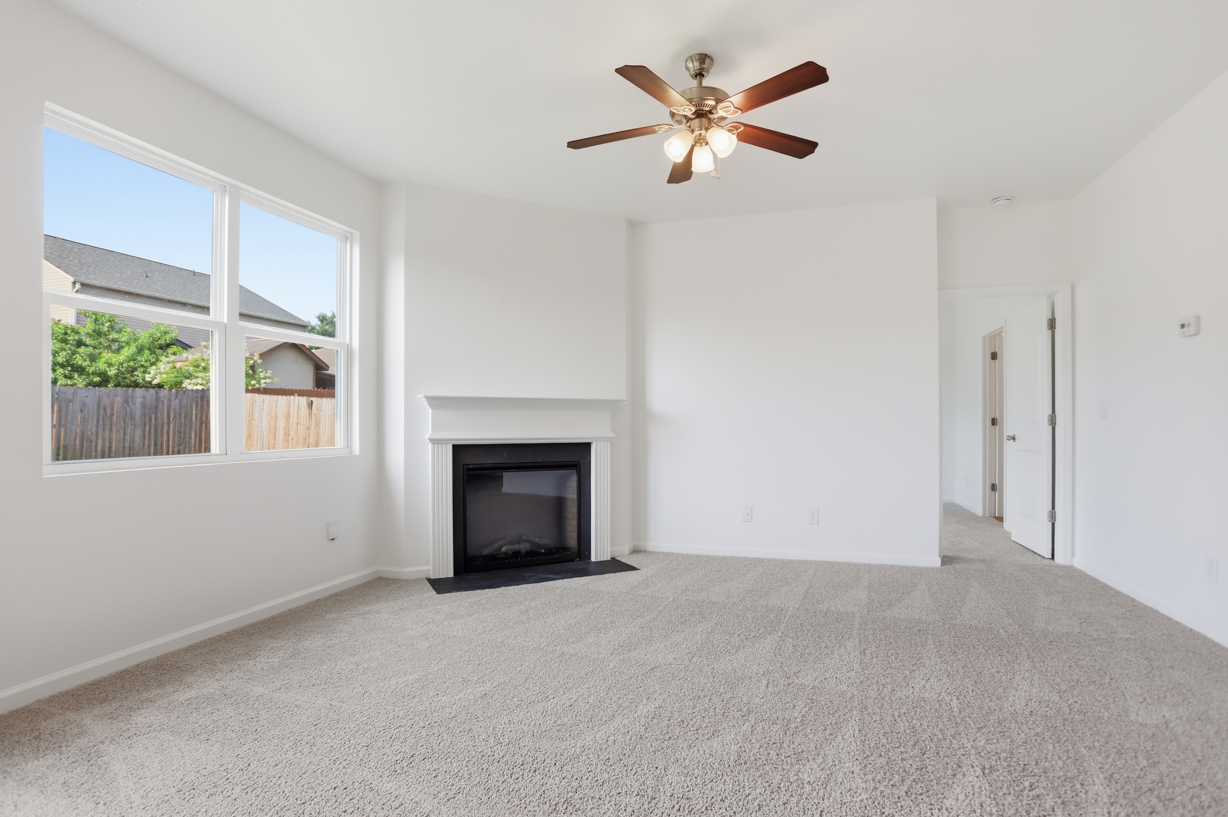 Photo 3 of 41 of 1705 Blue Heron Way, Lovejoy, GA