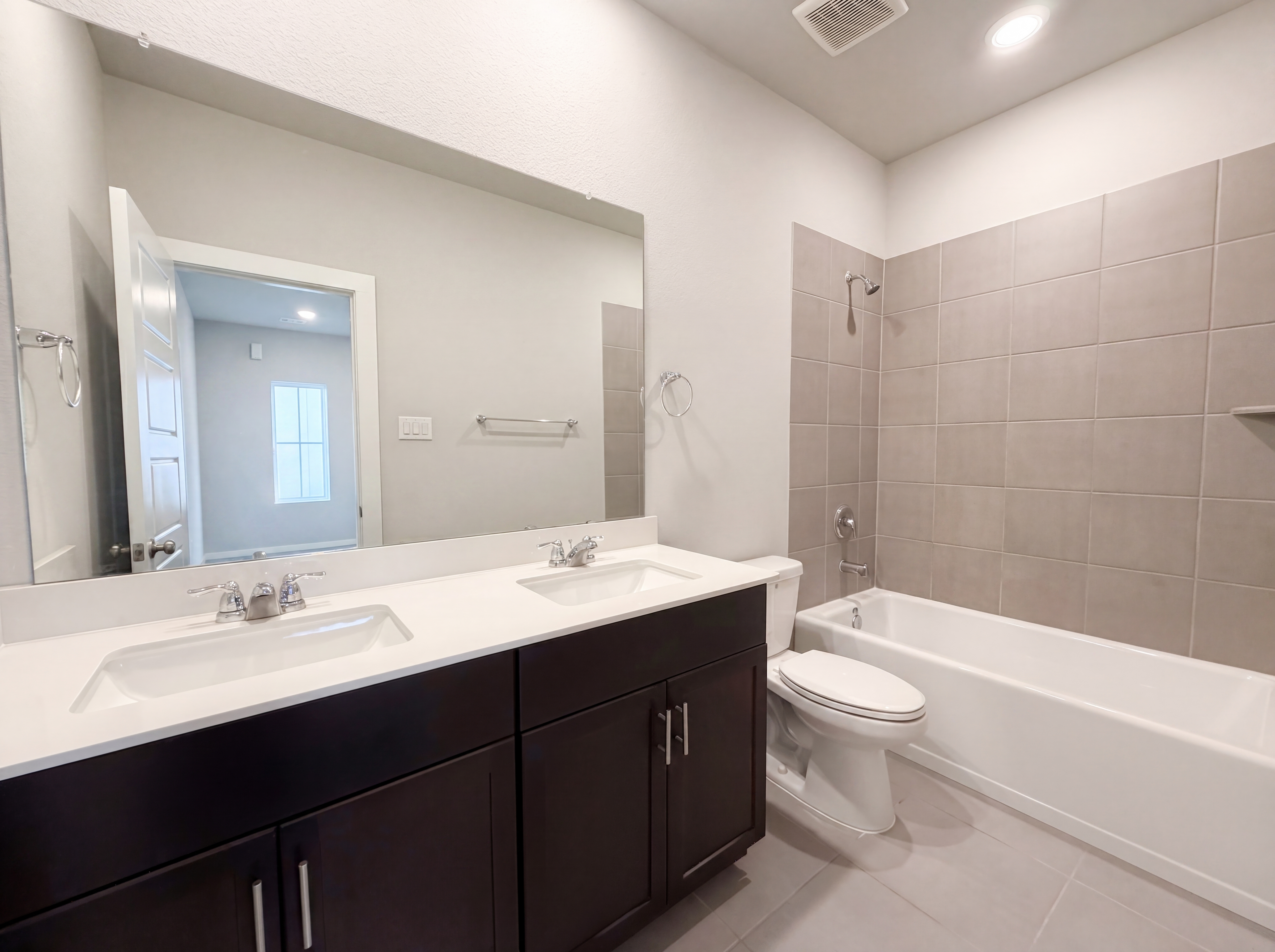 Photo 13 of 19 of 14707 Silent Gulf Ave, Houston, TX