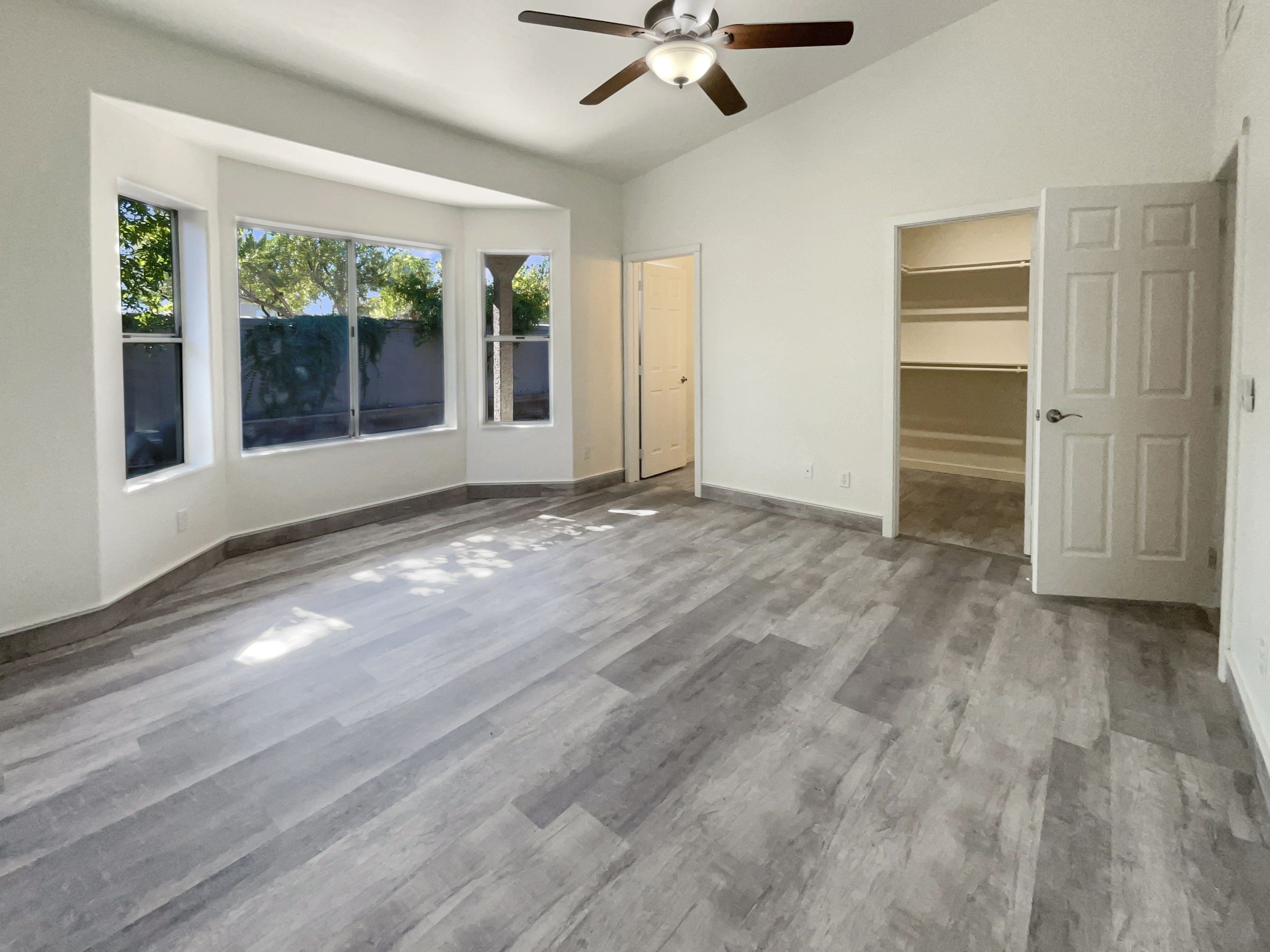 Photo 4 of 22 of 1901 E Marquette Dr, Gilbert, AZ