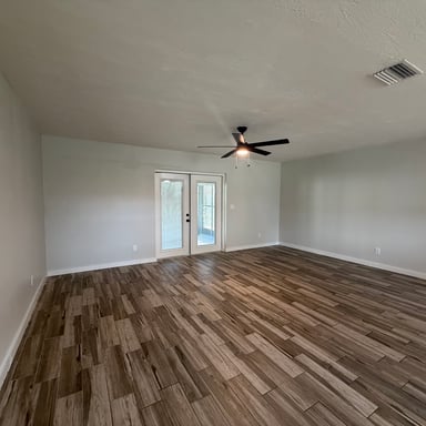 Property photo 3 of 789 Little Pine Dr