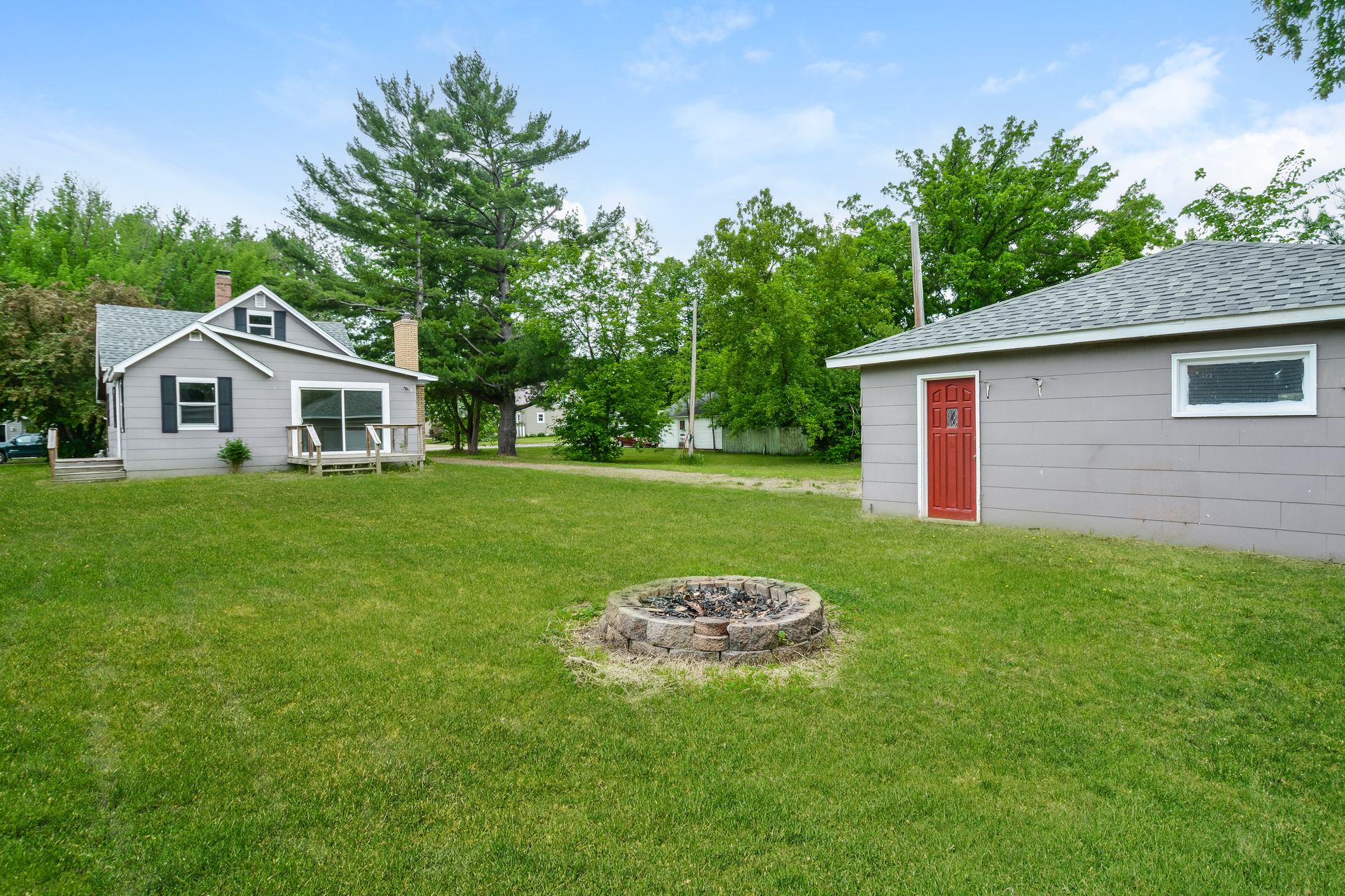 Photo 19 of 24 of 212 Wood St S, Mora, MN