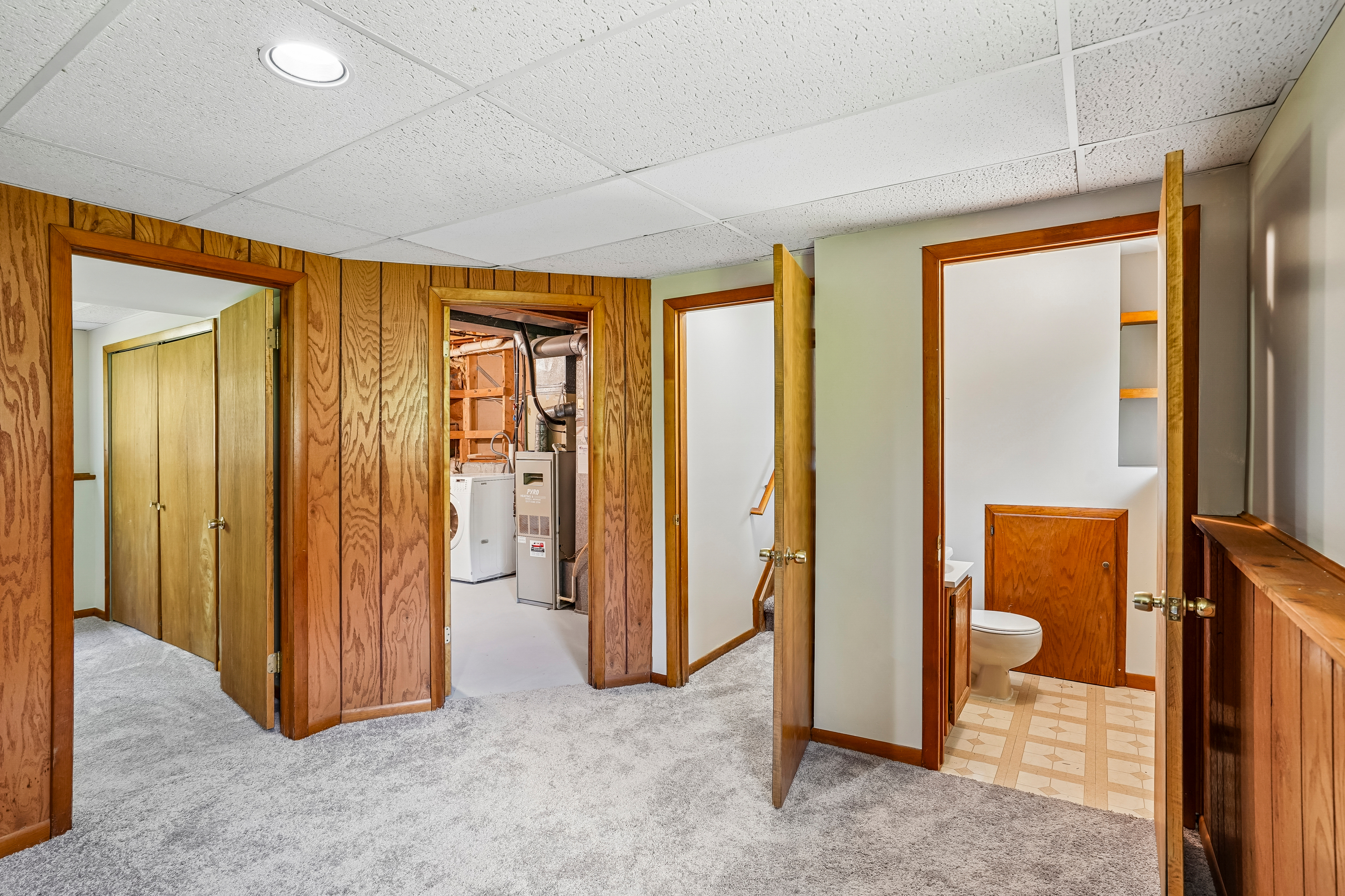 Photo 15 of 30 of 10153 Ashton St, Pinckney, MI