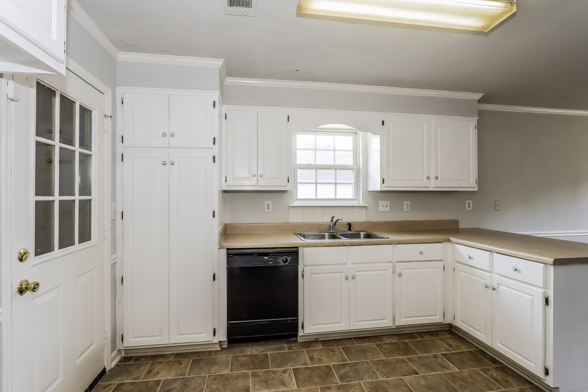 Photo 9 of 23 of 1734 Harrogate Dr, Augusta, GA