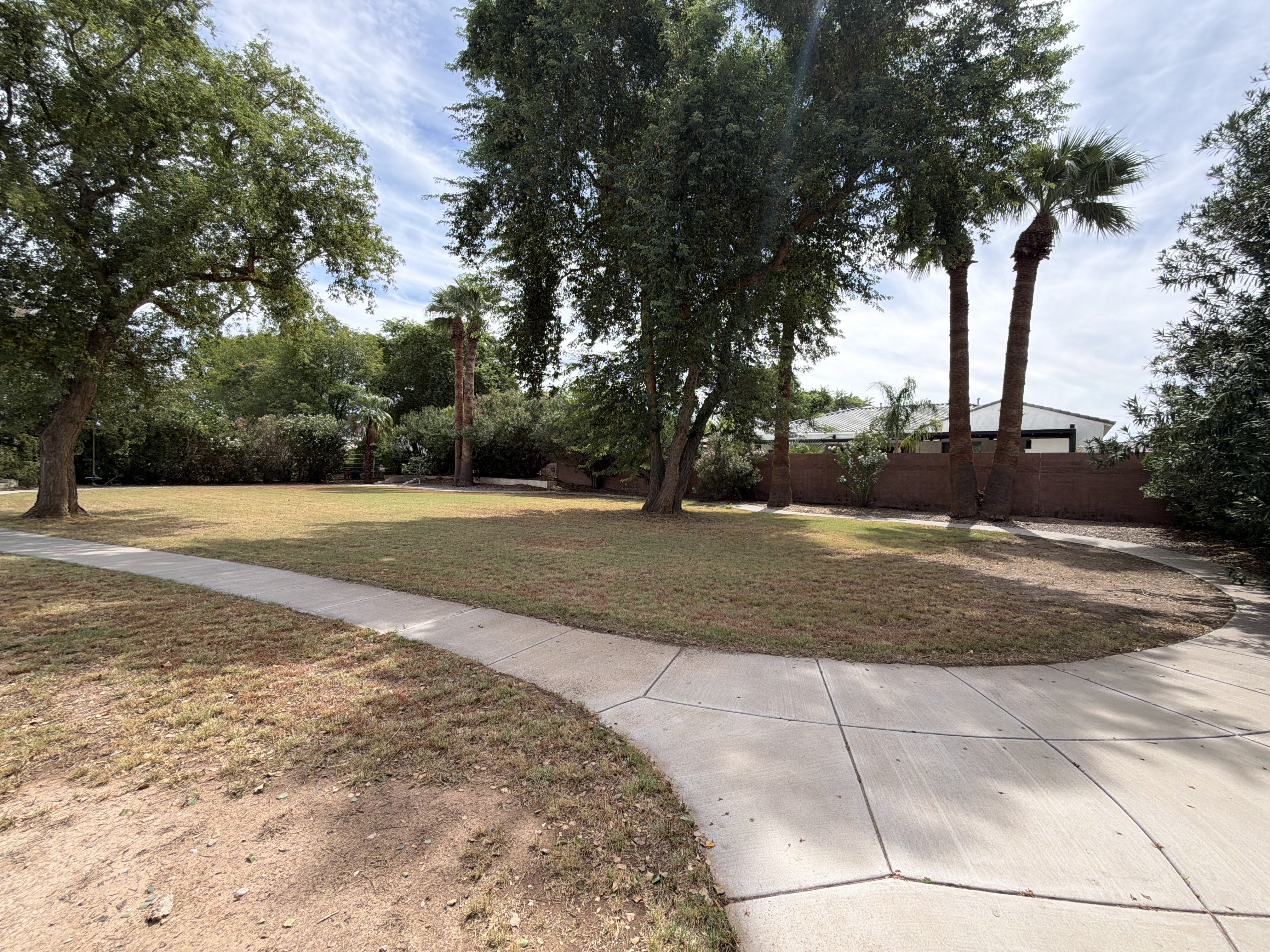 Photo 28 of 36 of 2599 E Arrowhead Trl, Gilbert, AZ