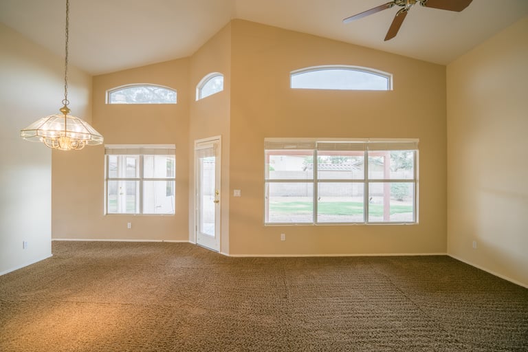 Photo 11 of 28 - 9923 N 58th Dr, Glendale, AZ 85302