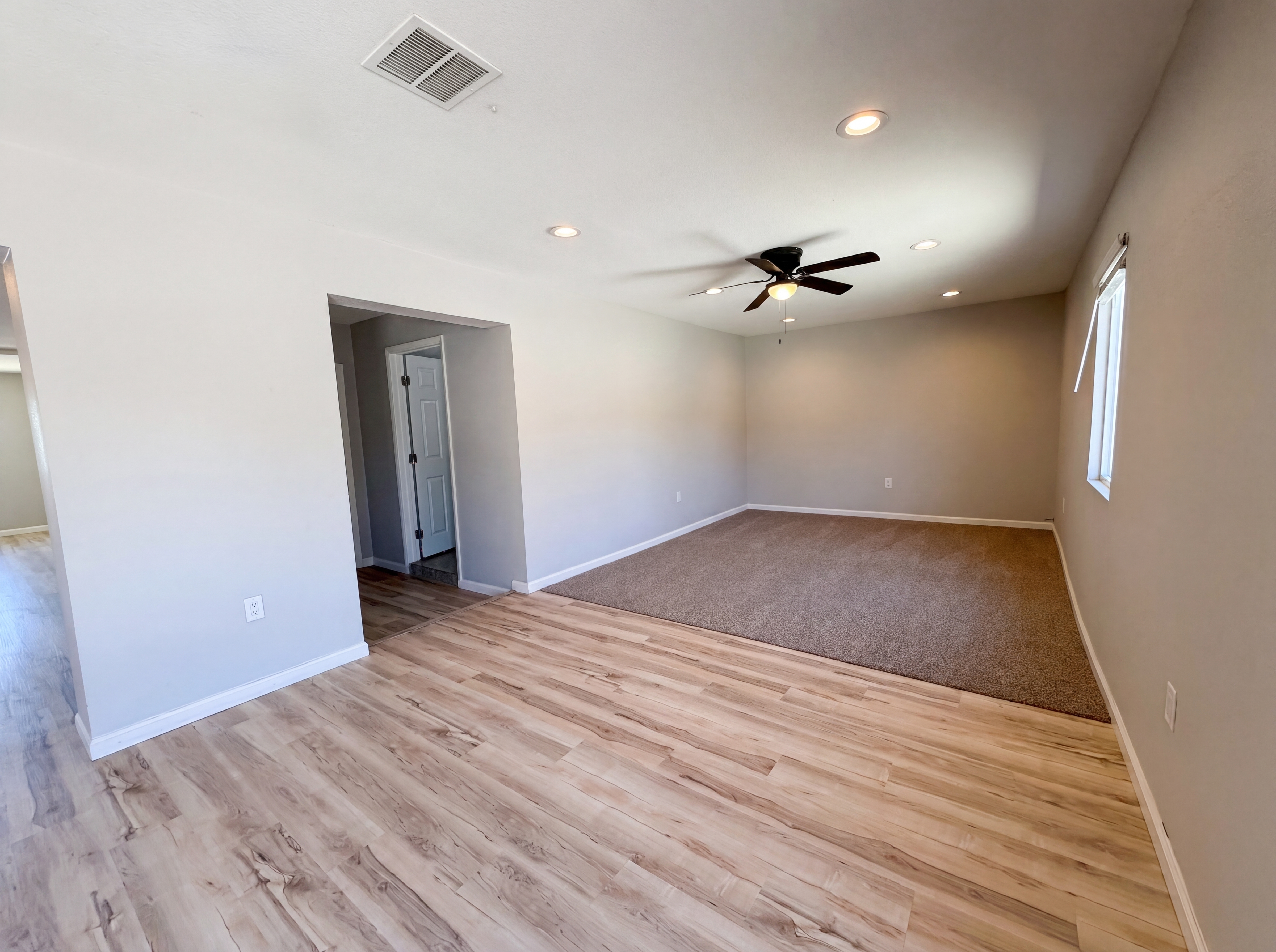 Photo 6 of 29 of 8631 S 6th St, Phoenix, AZ