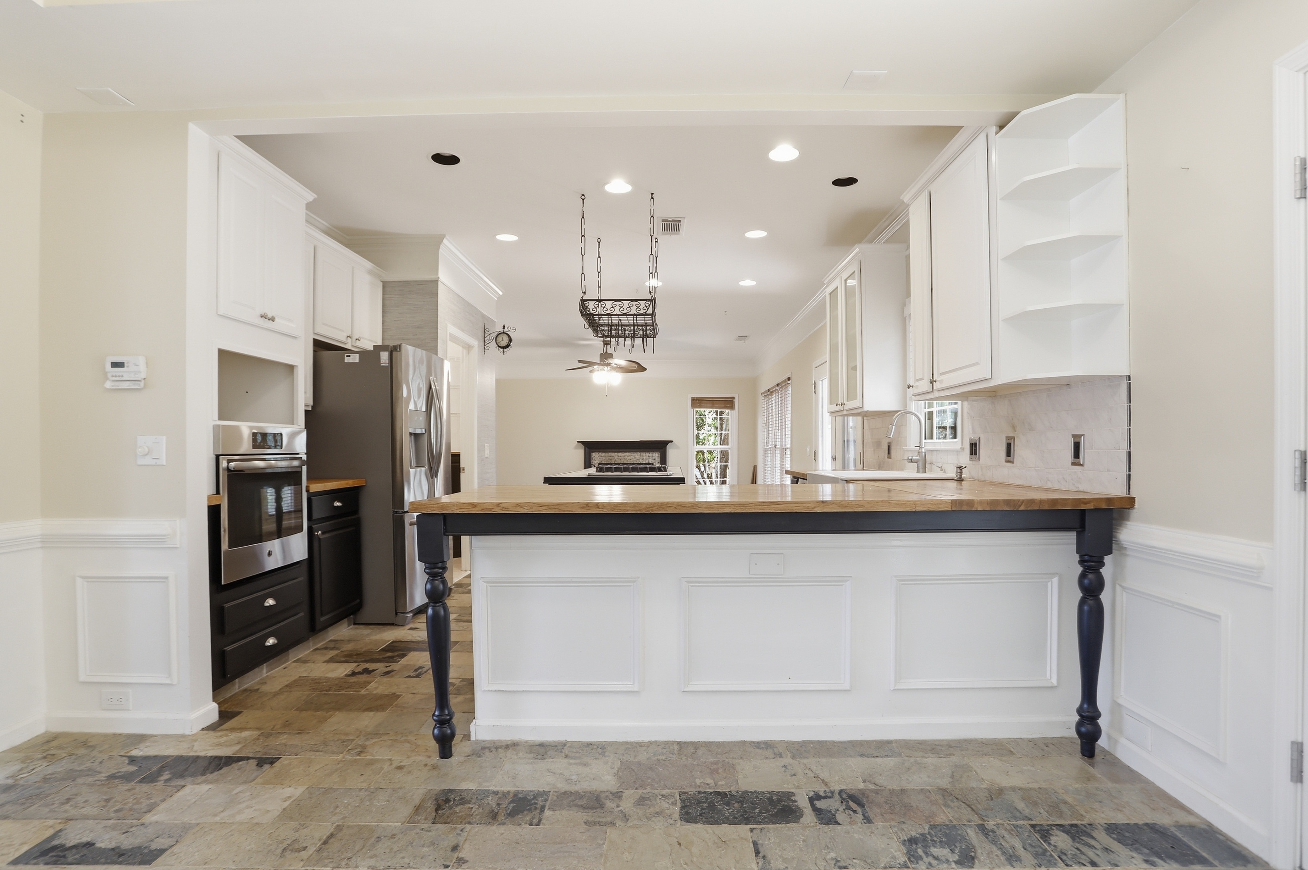 Photo 14 of 40 of 8590 River Walk Lndg, Johns Creek, GA