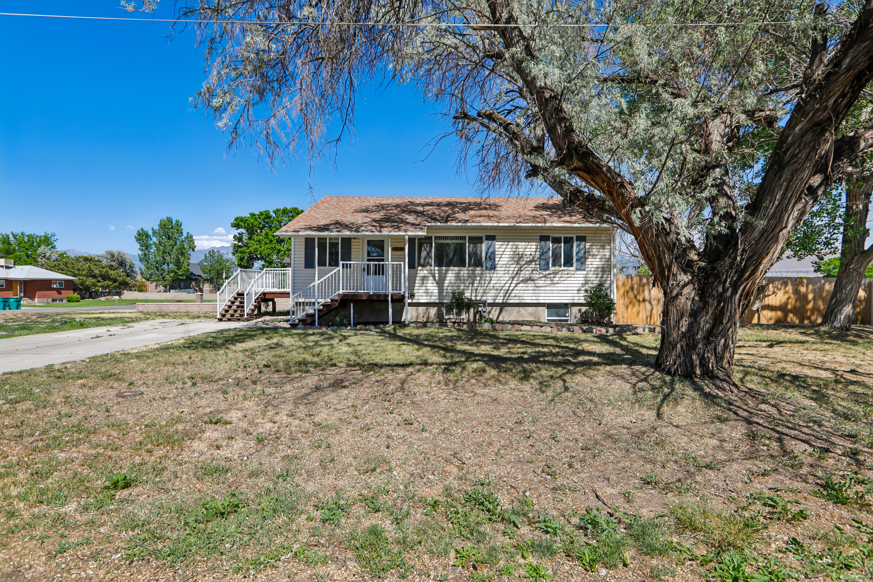 Photo 29 of 35 of 13235 S 2120 W, Riverton, UT