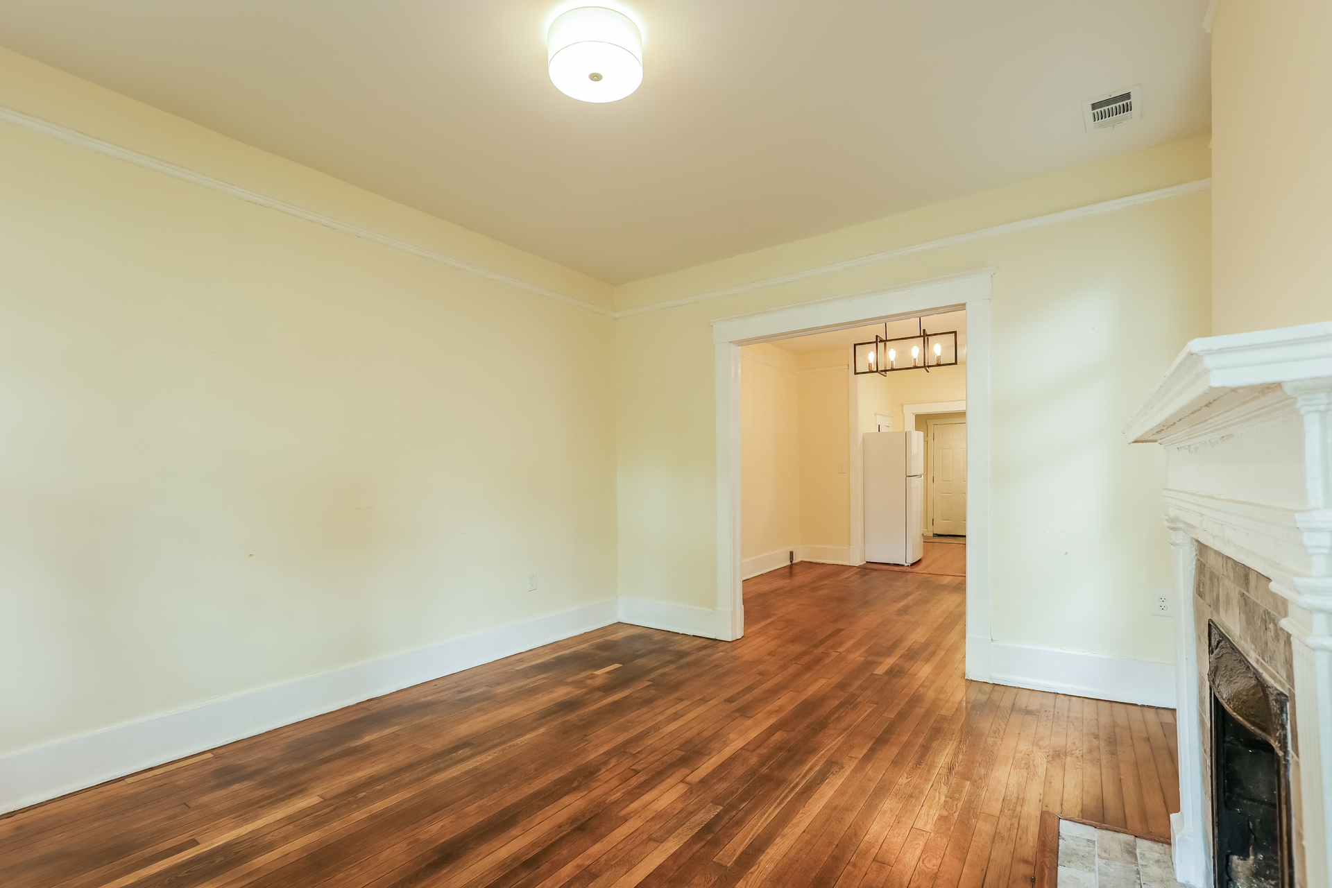 Photo 10 of 21 of 1231 E 42nd St, Savannah, GA