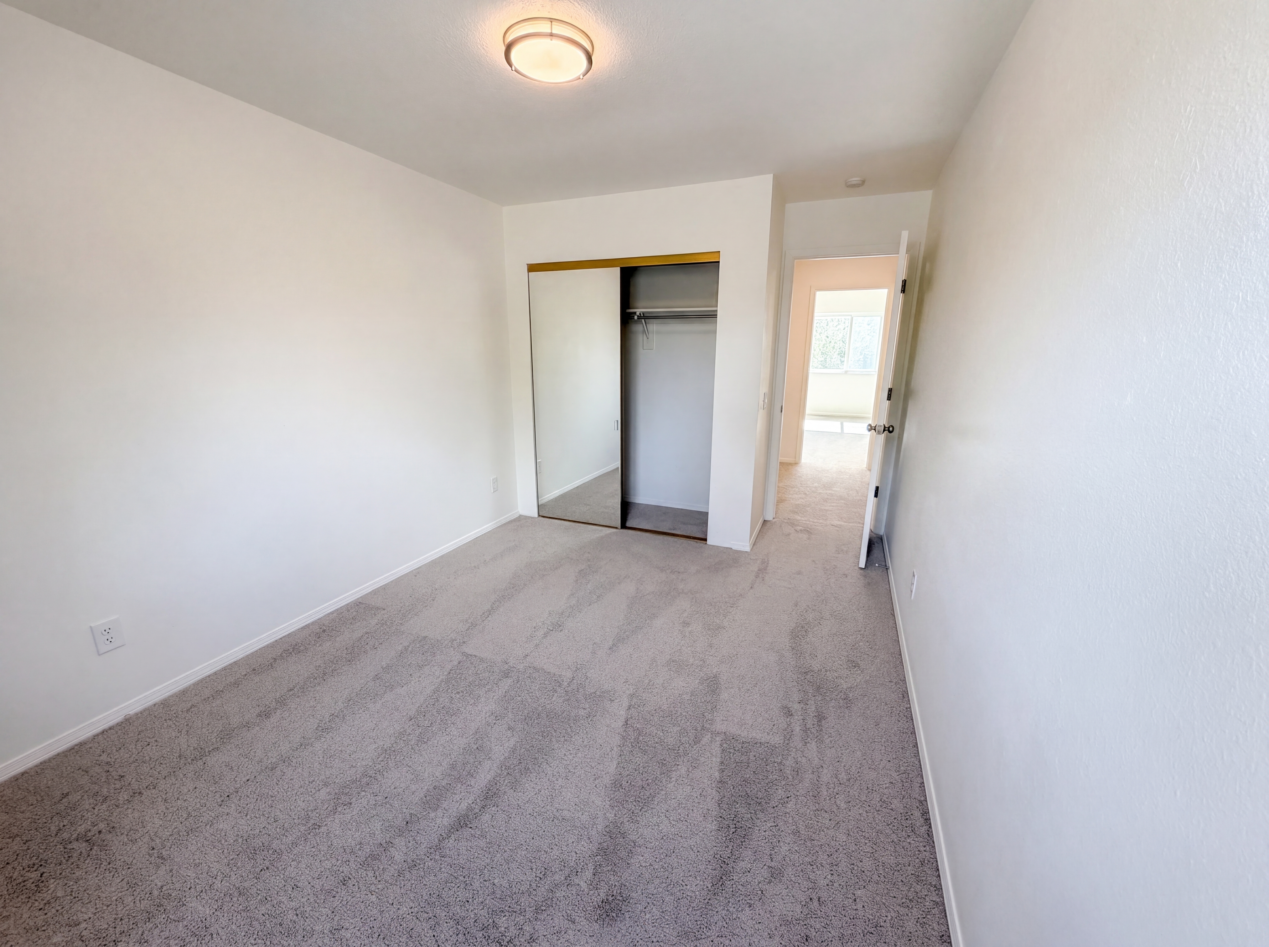 Photo 20 of 42 of 10330 E Weaver Pl, Englewood, CO