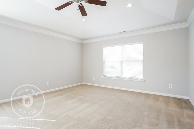 Photo 17 of 25 - 3100 Cynthiana Ct, Raleigh, NC 27610