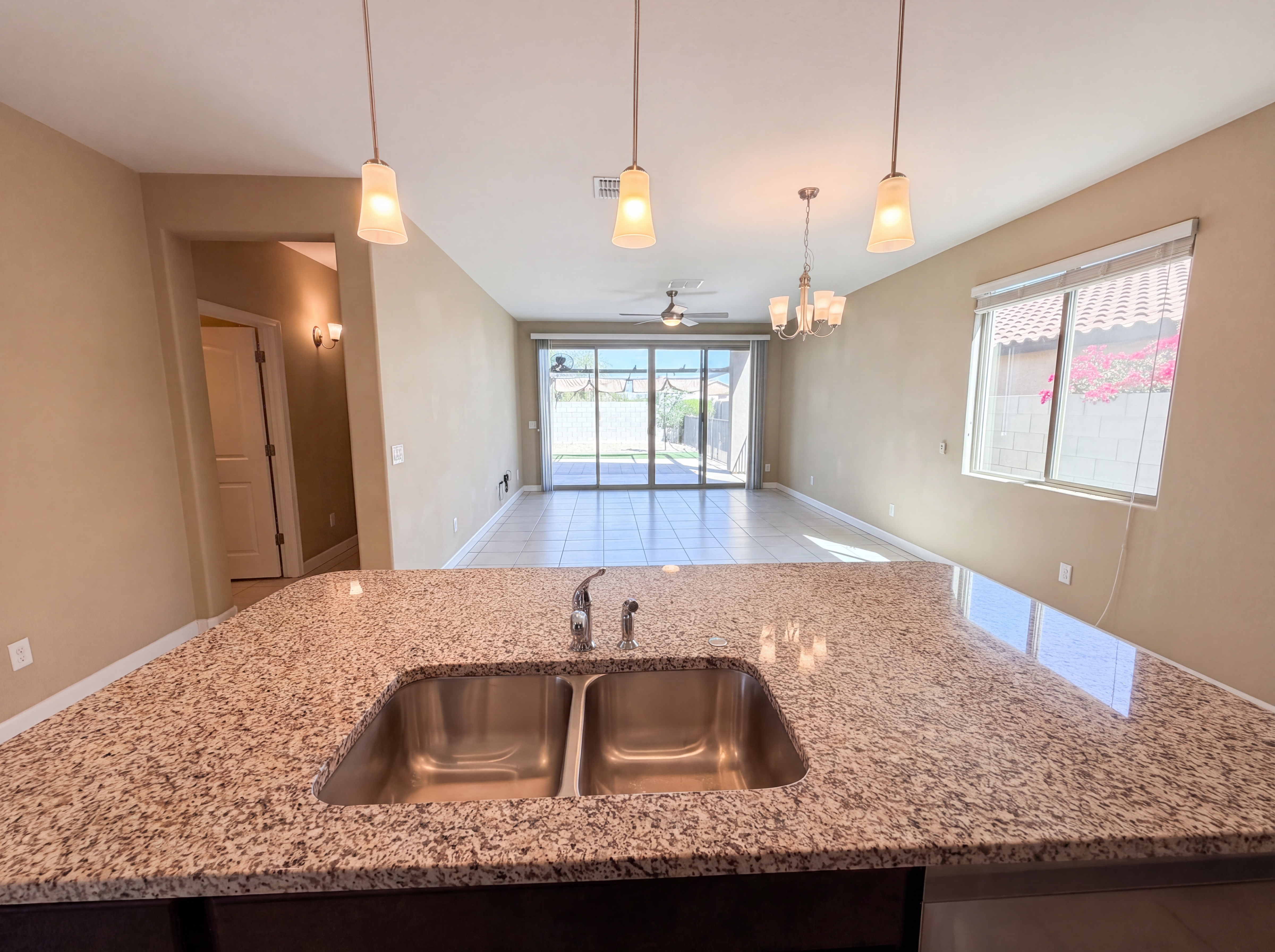 Photo 8 of 28 of 2425 S 235th Dr, Buckeye, AZ