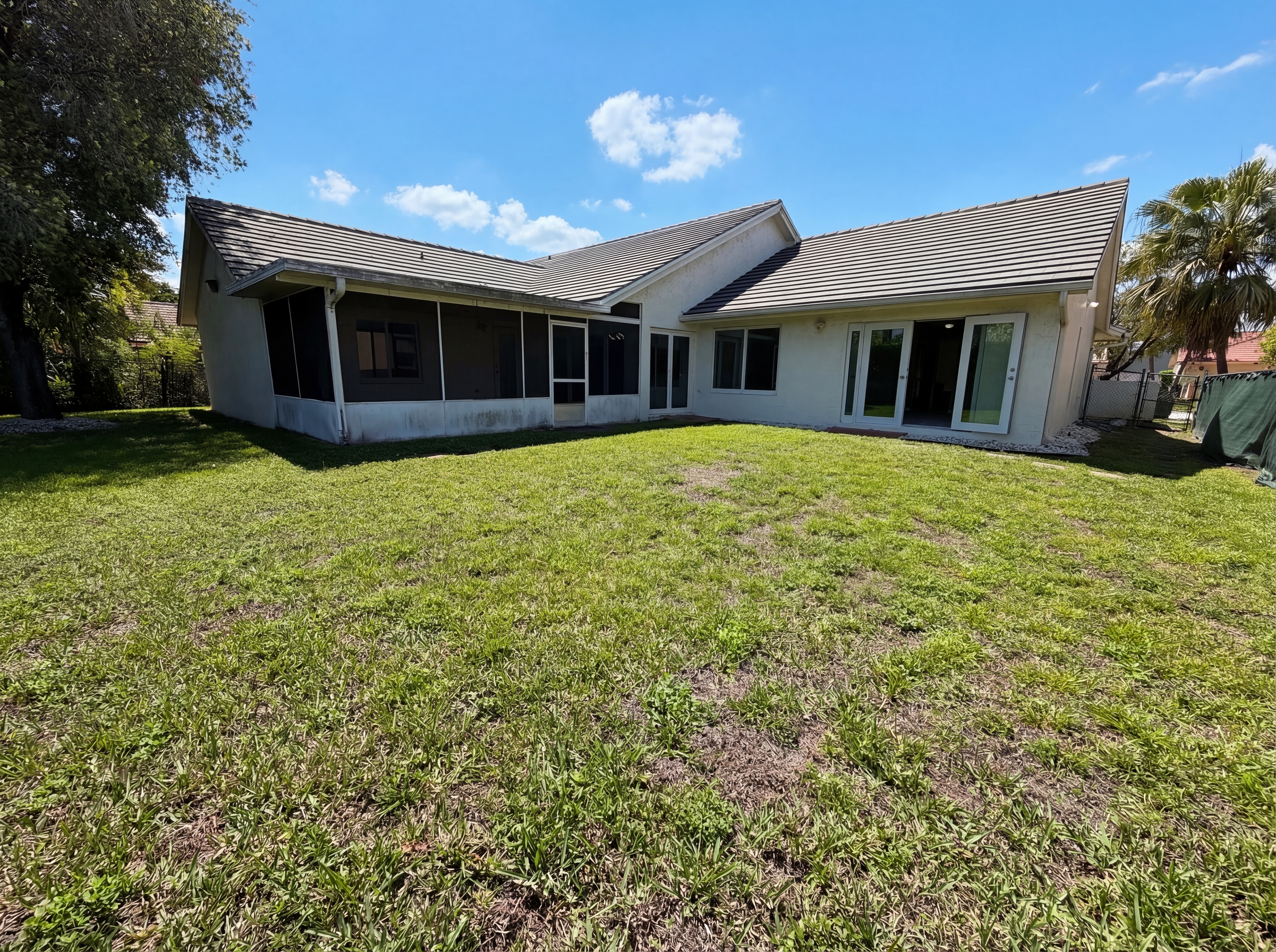 Photo 5 of 20 of 1179 NW 161st Ave, Pembroke Pines, FL