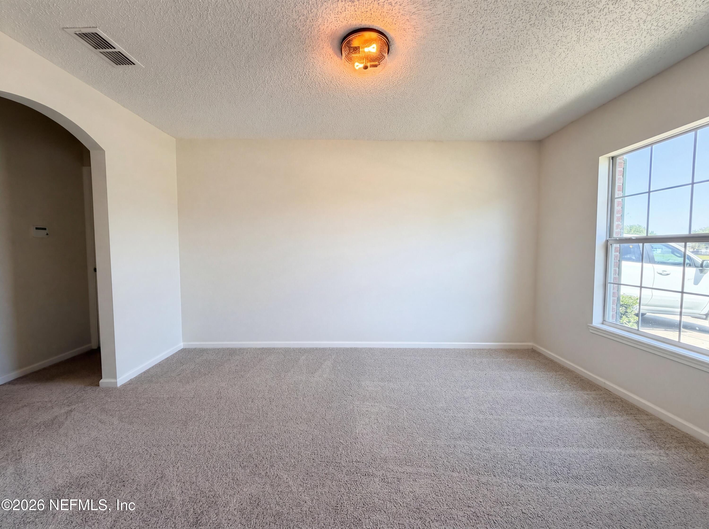 Photo 10 of 22 of 11424 Rolling River Blvd, Jacksonville, FL