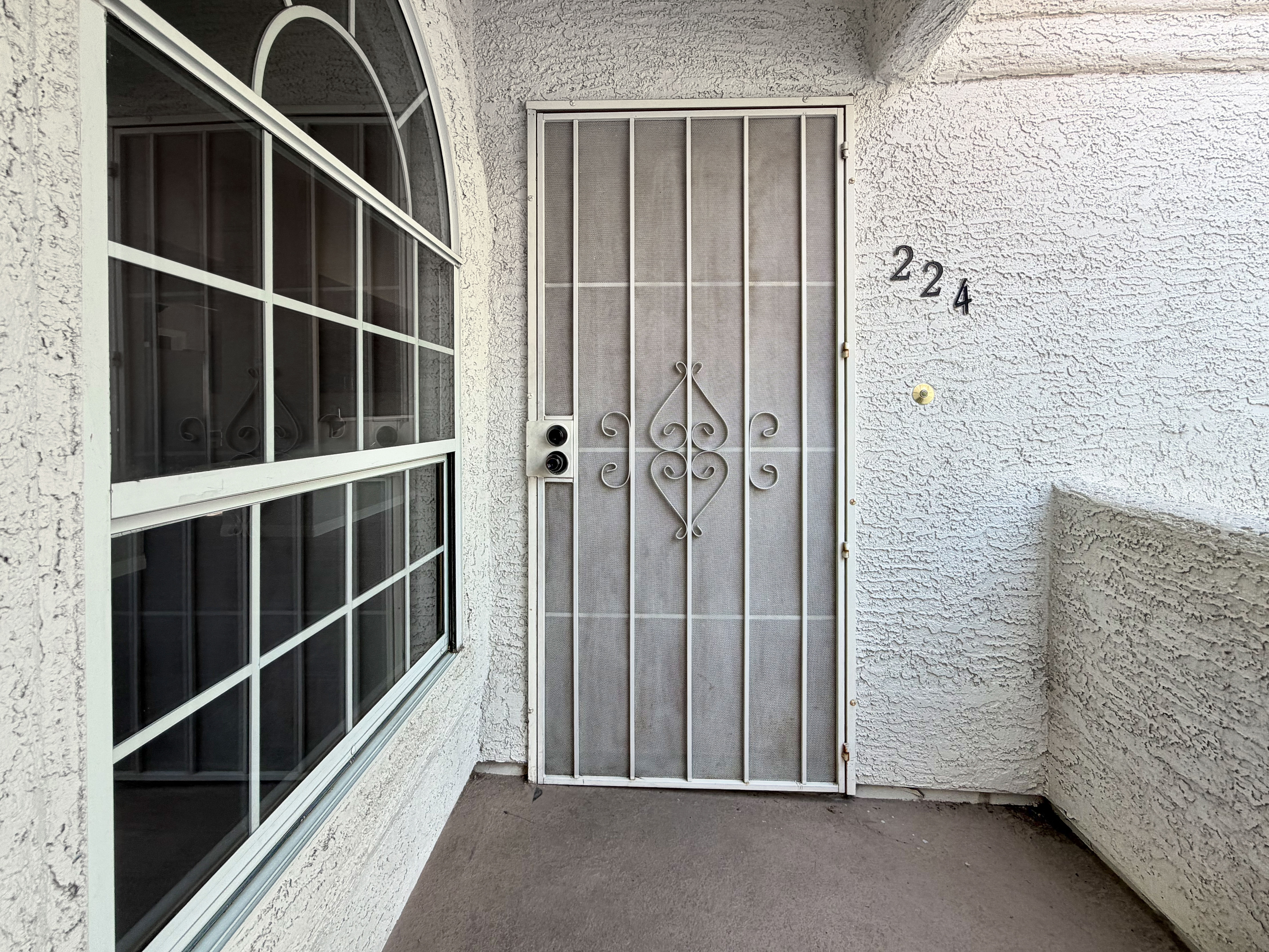 Photo 6 of 22 of 1800 Edmond St, Las Vegas, NV
