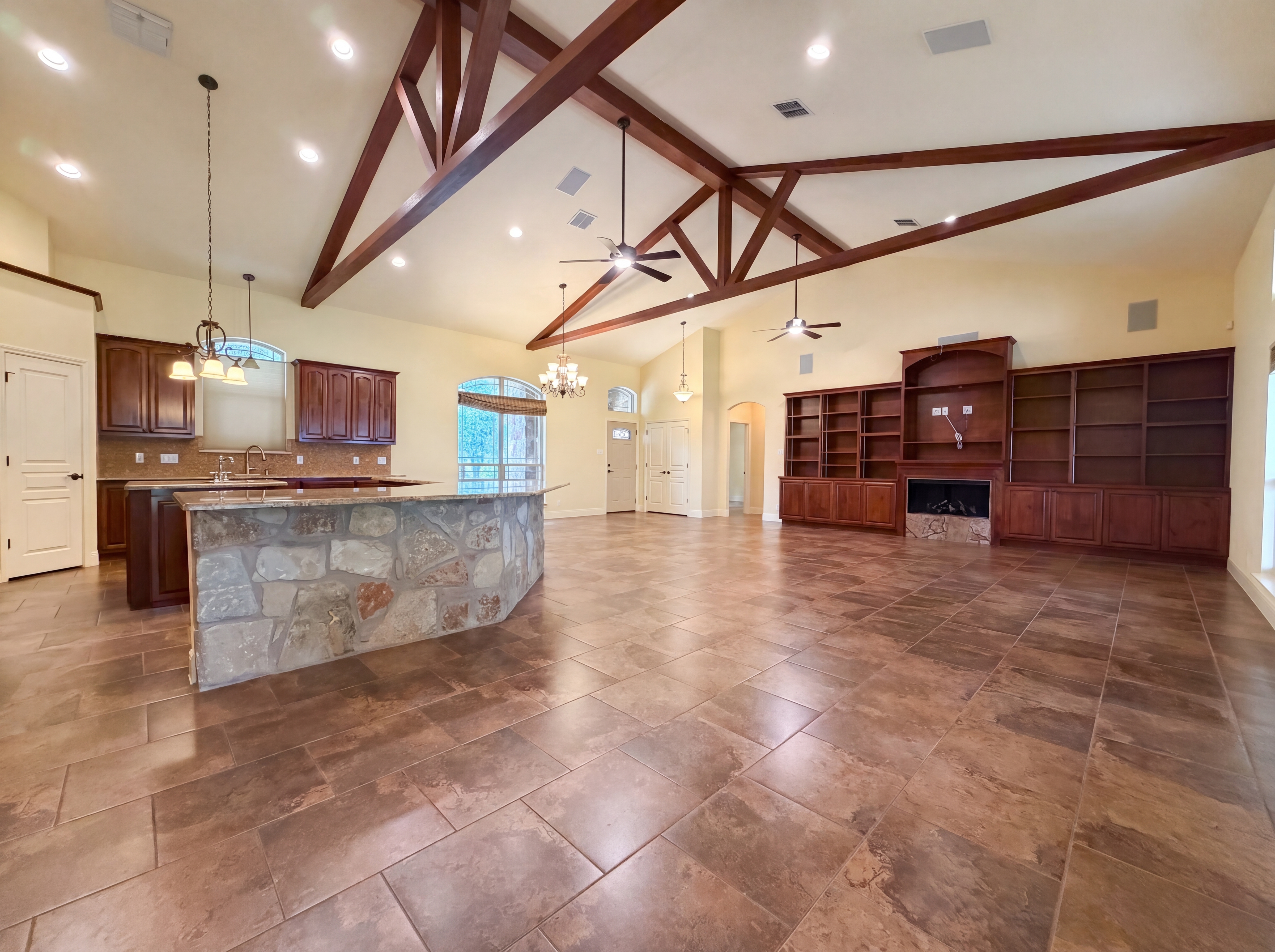 Photo 6 of 20 of 165 Vintage Ranch Cir, La Vernia, TX