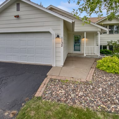 Property photo 1 of 1132 Lincoln Ct