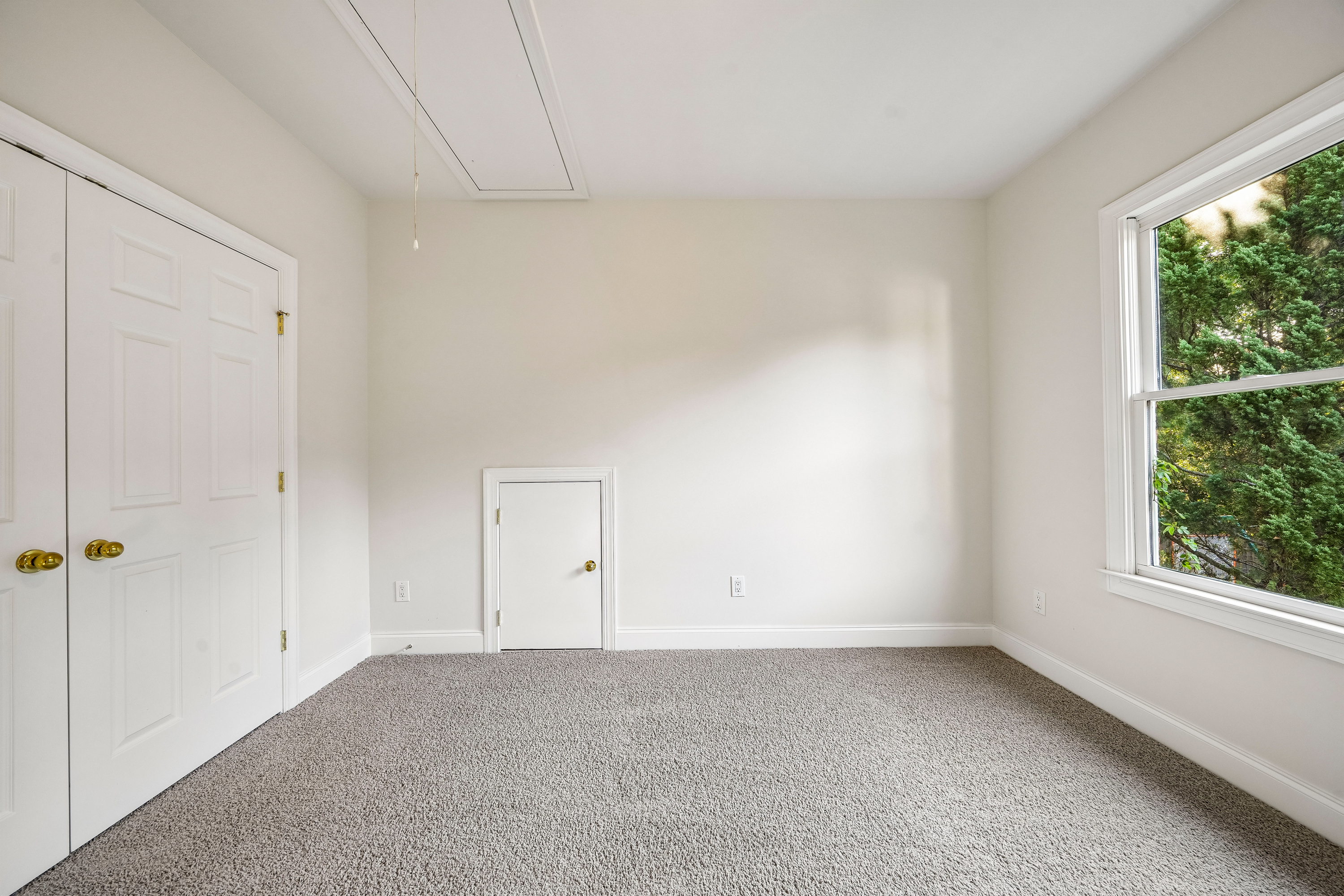 Photo 30 of 39 of 3054 Montclair Cir SE, Smyrna, GA