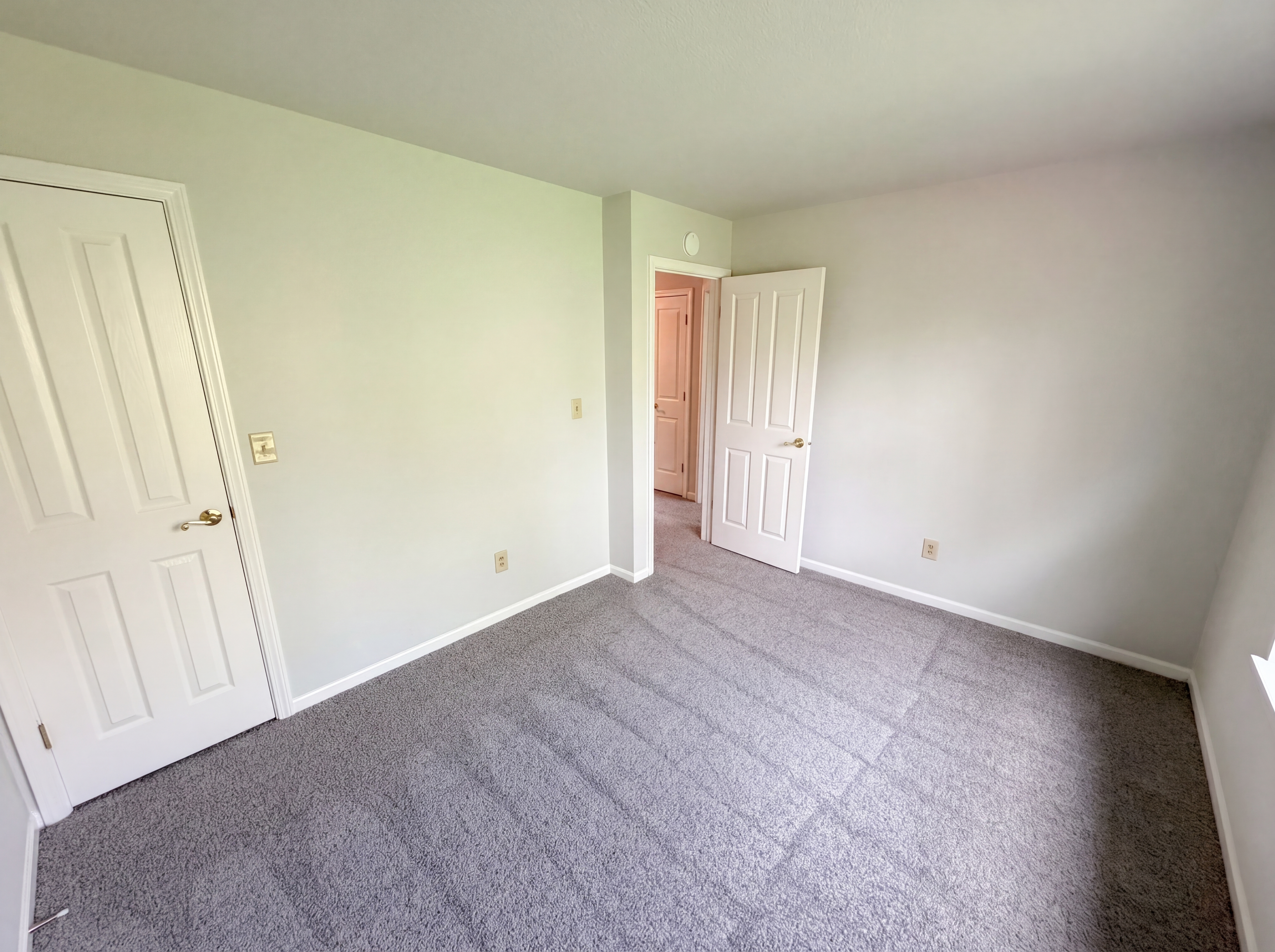 Photo 17 of 21 of 12839 Glengary Dr, Fishers, IN