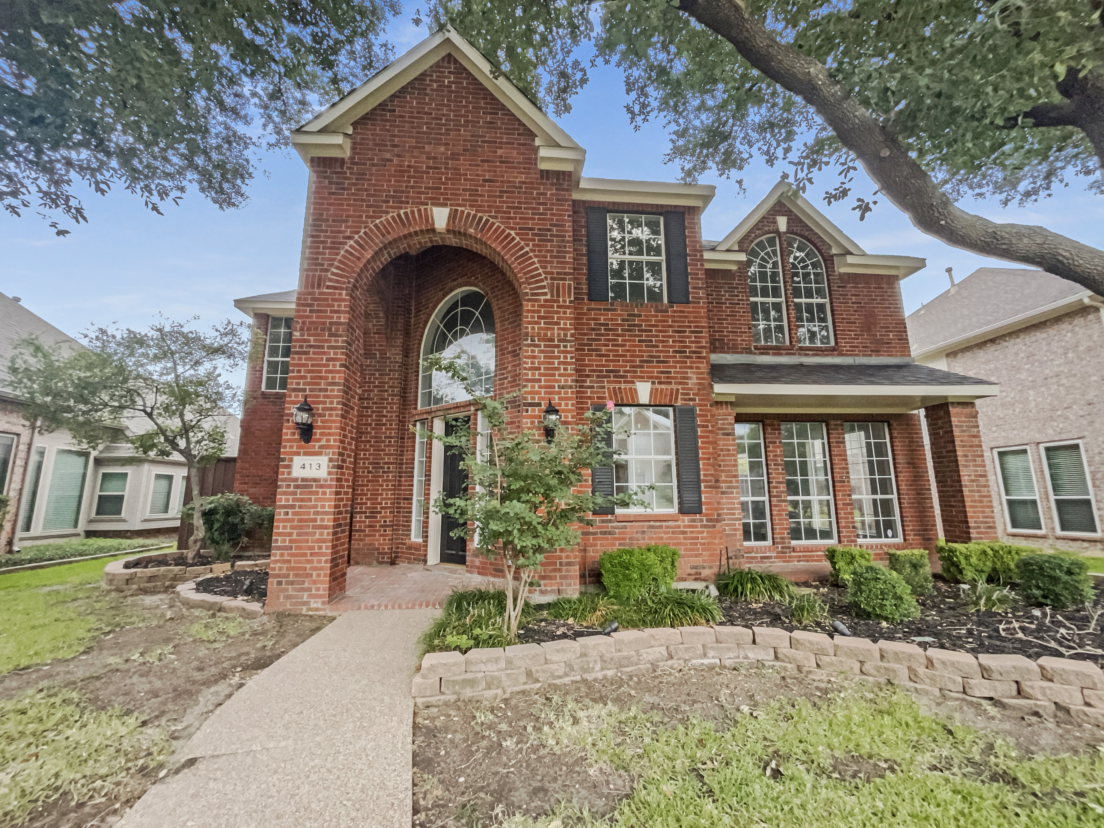 Photo 14 of 41 of 413 Thunderbrook Rd, Garland, TX