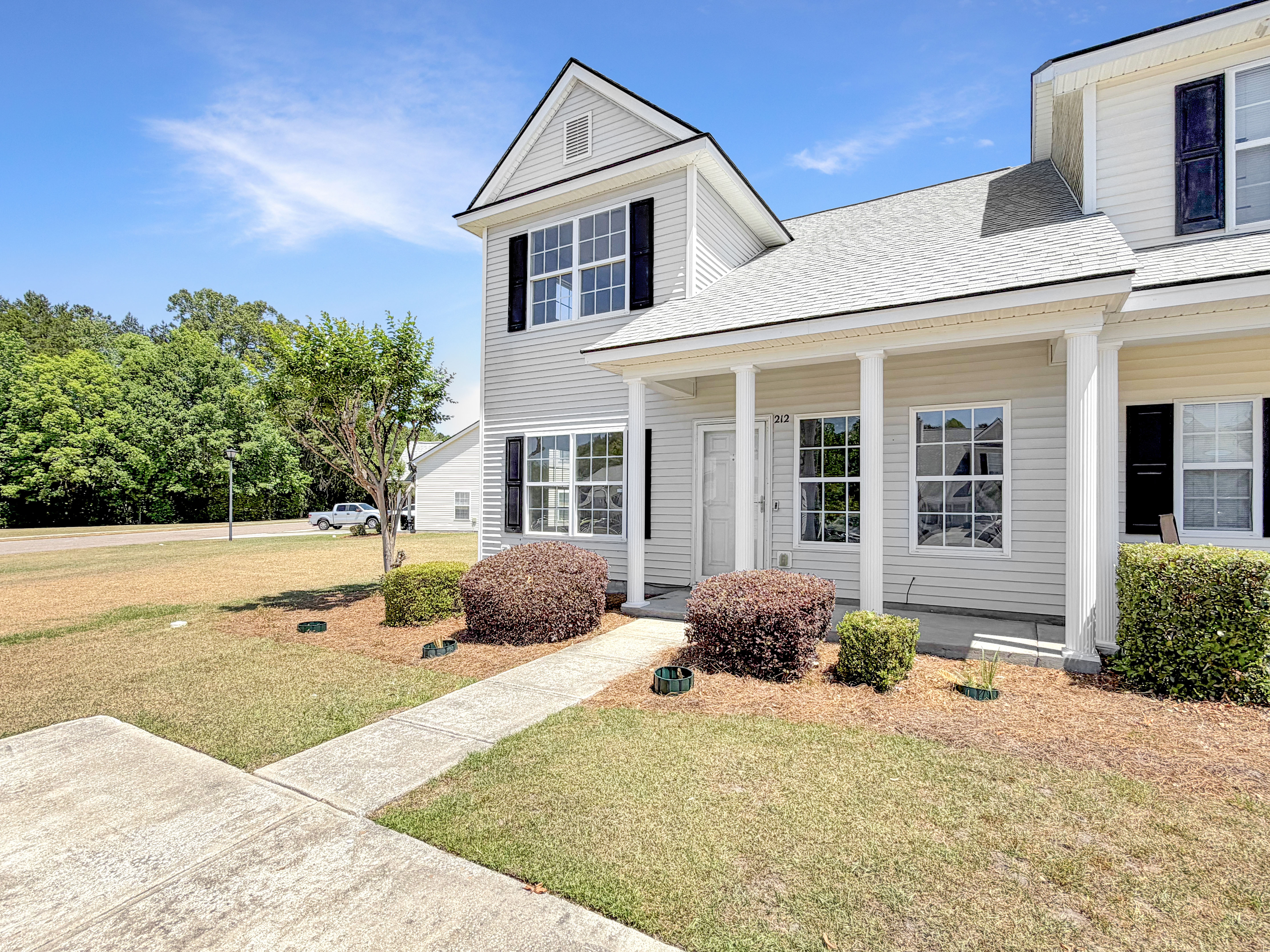 Photo 18 of 20 of 212 Congaree River Dr, Summerville, SC